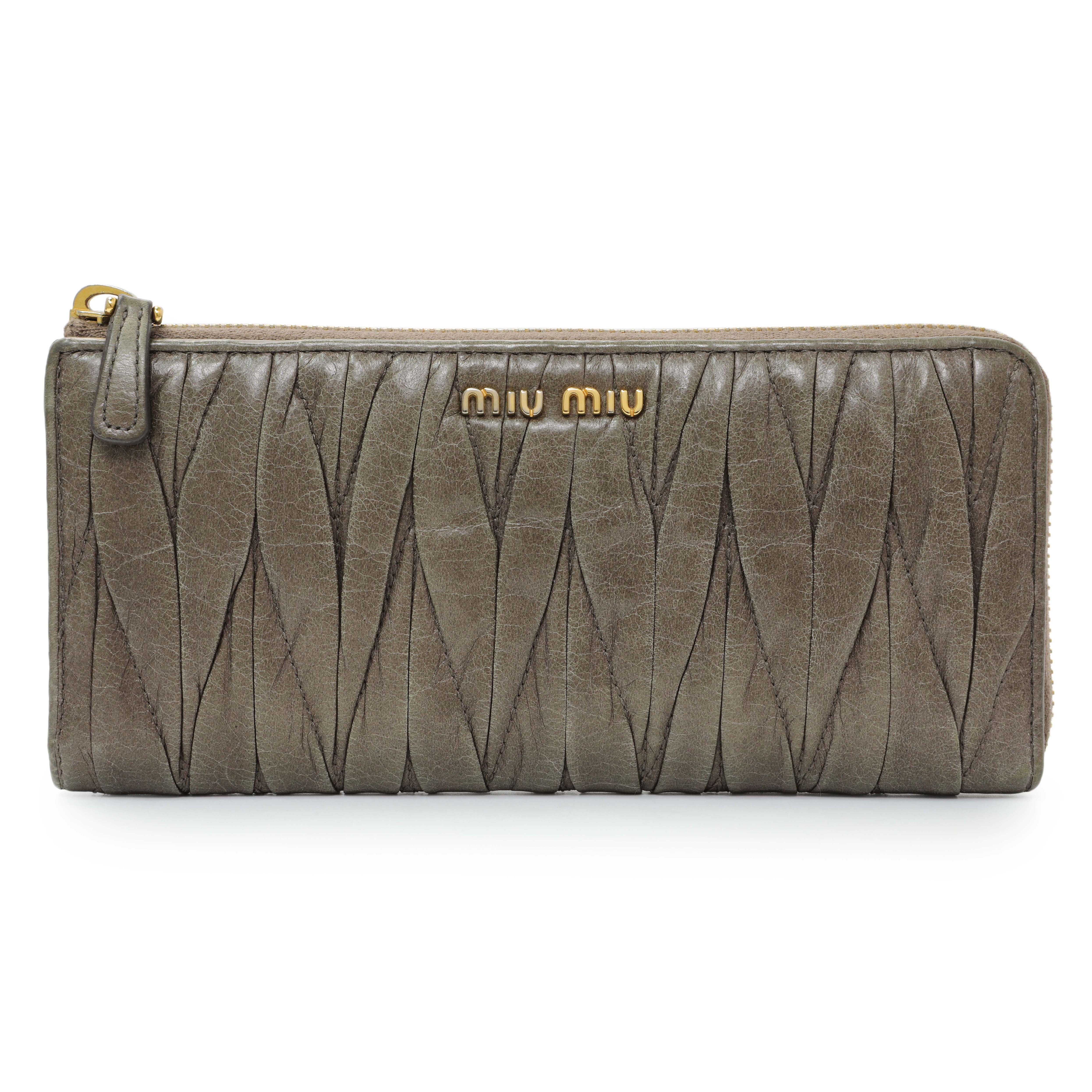 Miu Miu Grey Nappa Matelasse Zip Wallet – Modaselle