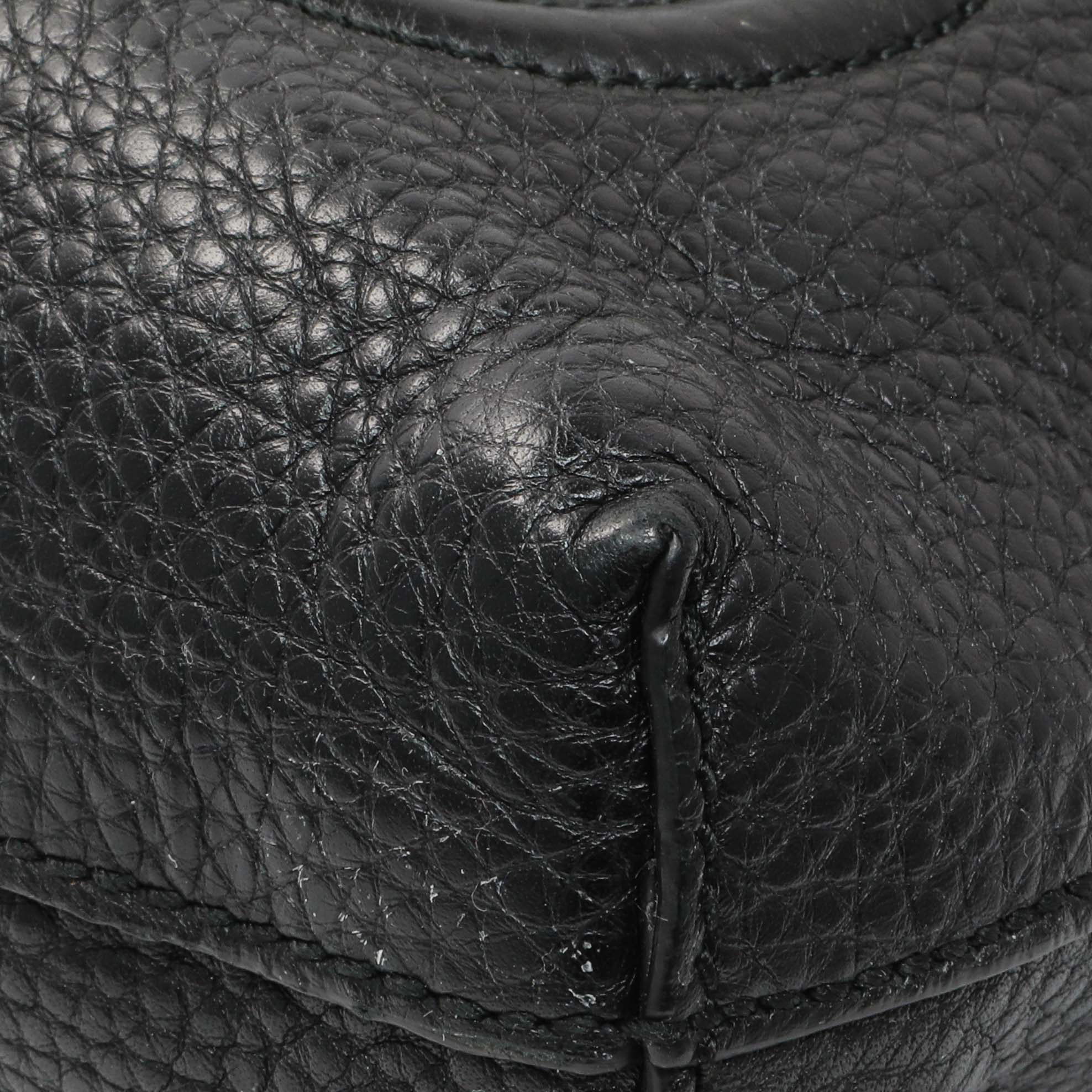 GUCCI レザーバッグ 国内即納】GUCCI GGエンボス レザー メッセンジャーバッグ (GUCCI
