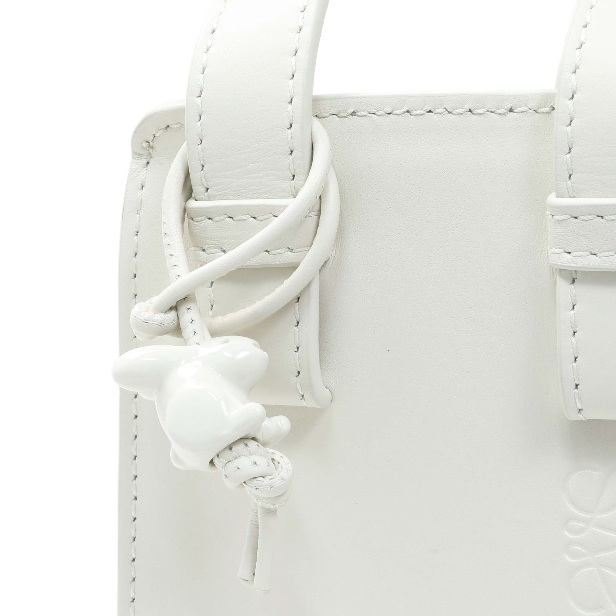 Loewe White Calfskin Compact Hammock Shoulder Bag – Modaselle