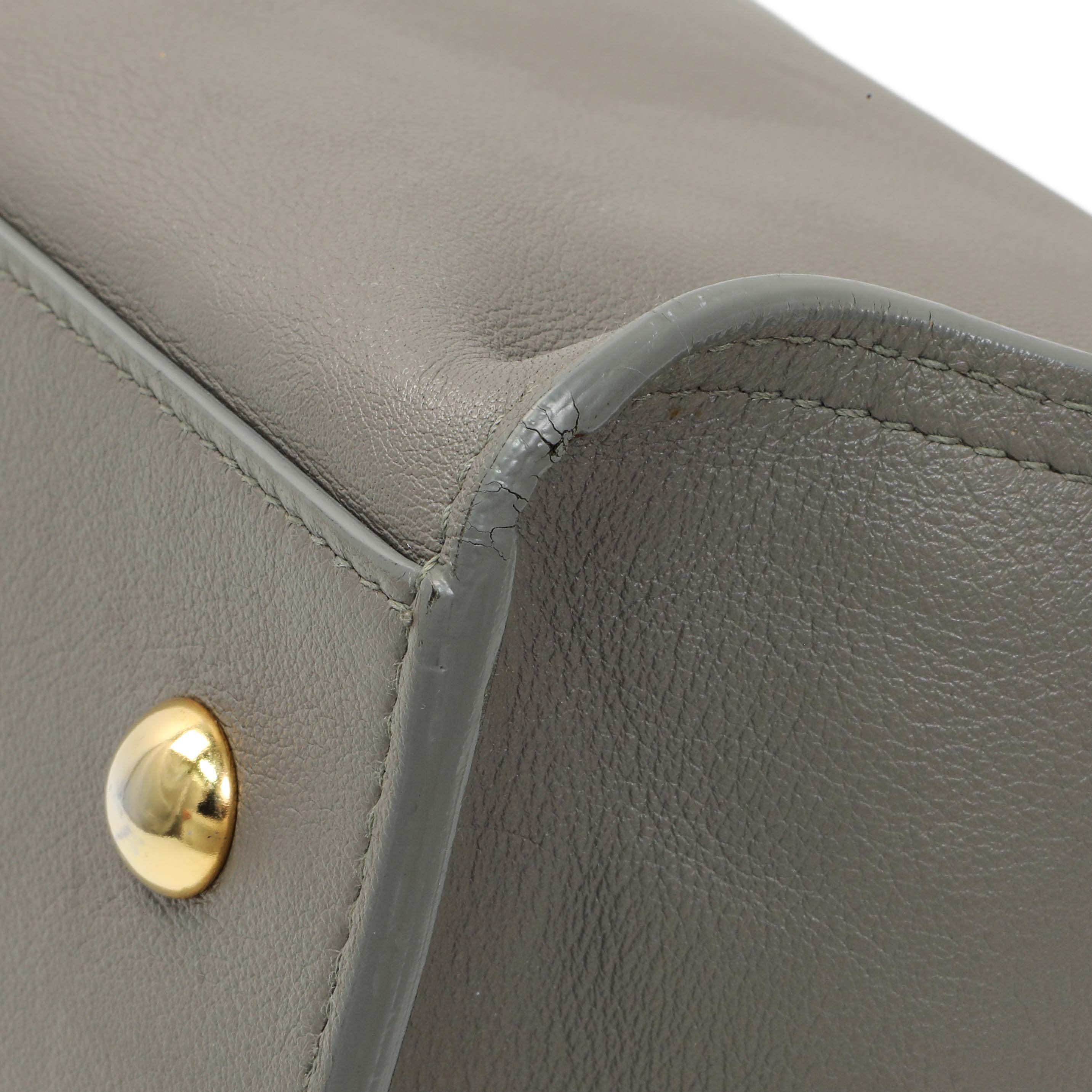 Saint Laurent スモールカバス グレー Saint Laurent Grey Calfskin Small Classic Y Cabas – Modaselle