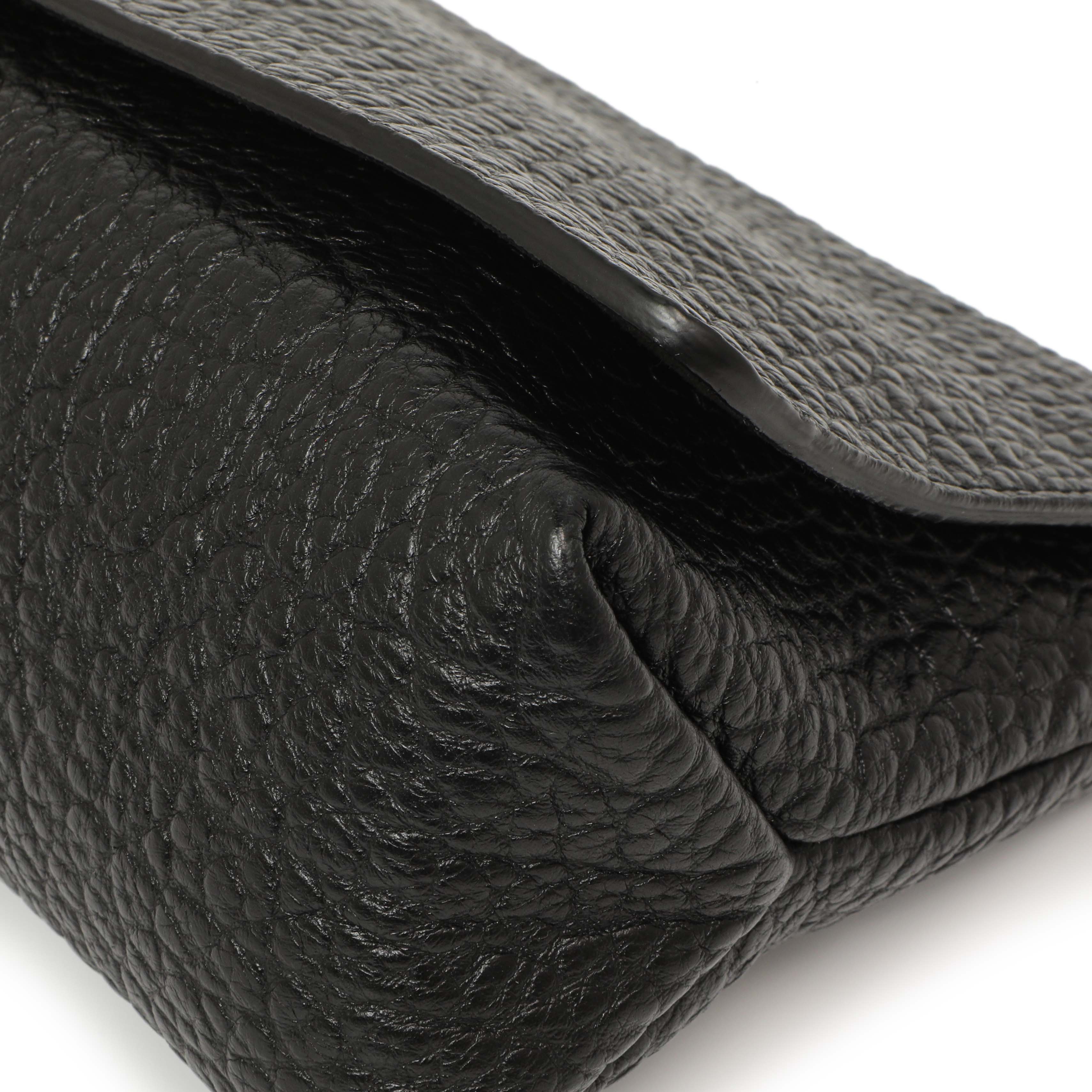 Burberry Black Grained Calfskin Mildenhall Crossbody – Modaselle