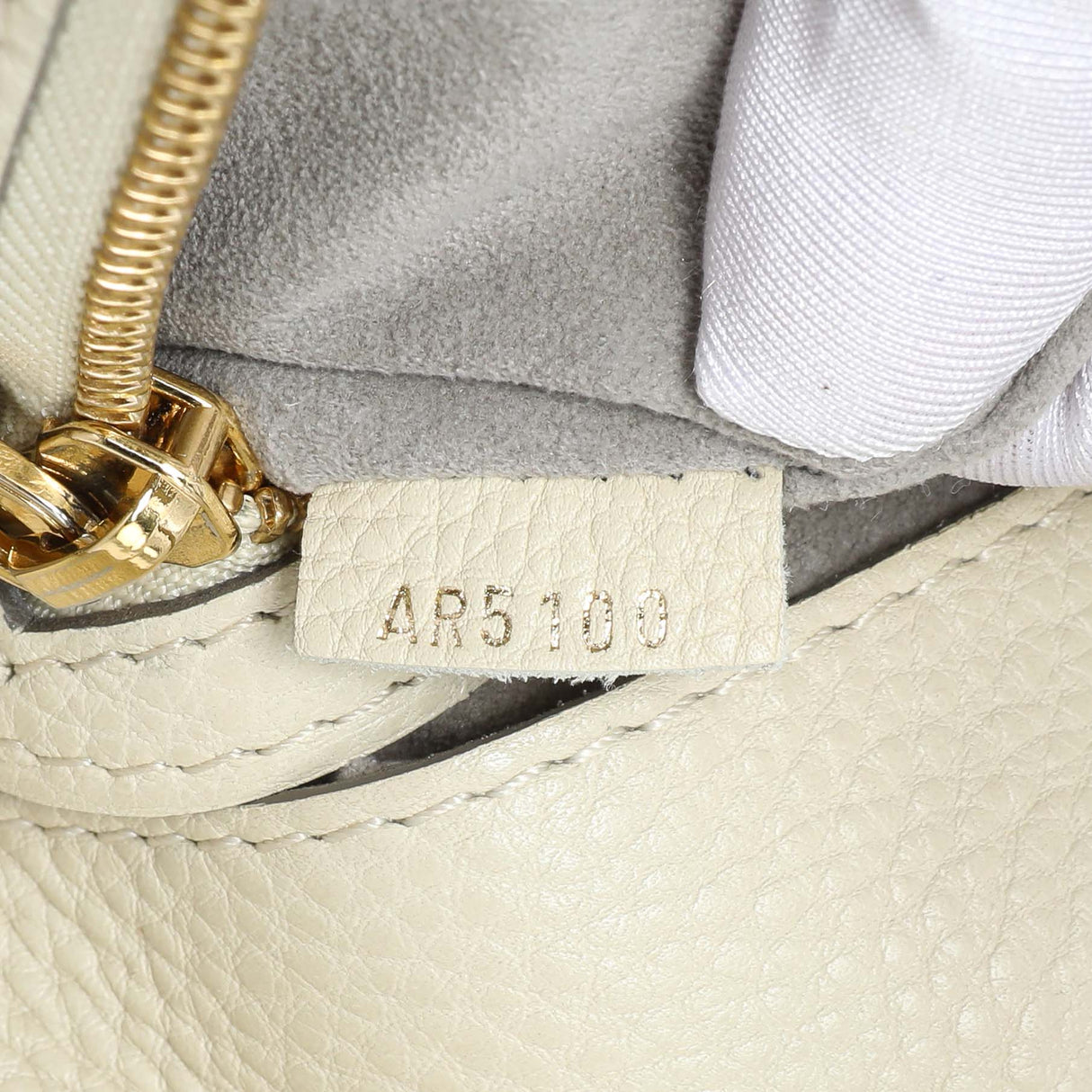 Louis Vuitton Ivory Mahina Cirrus MM Handbags Louis Vuitton