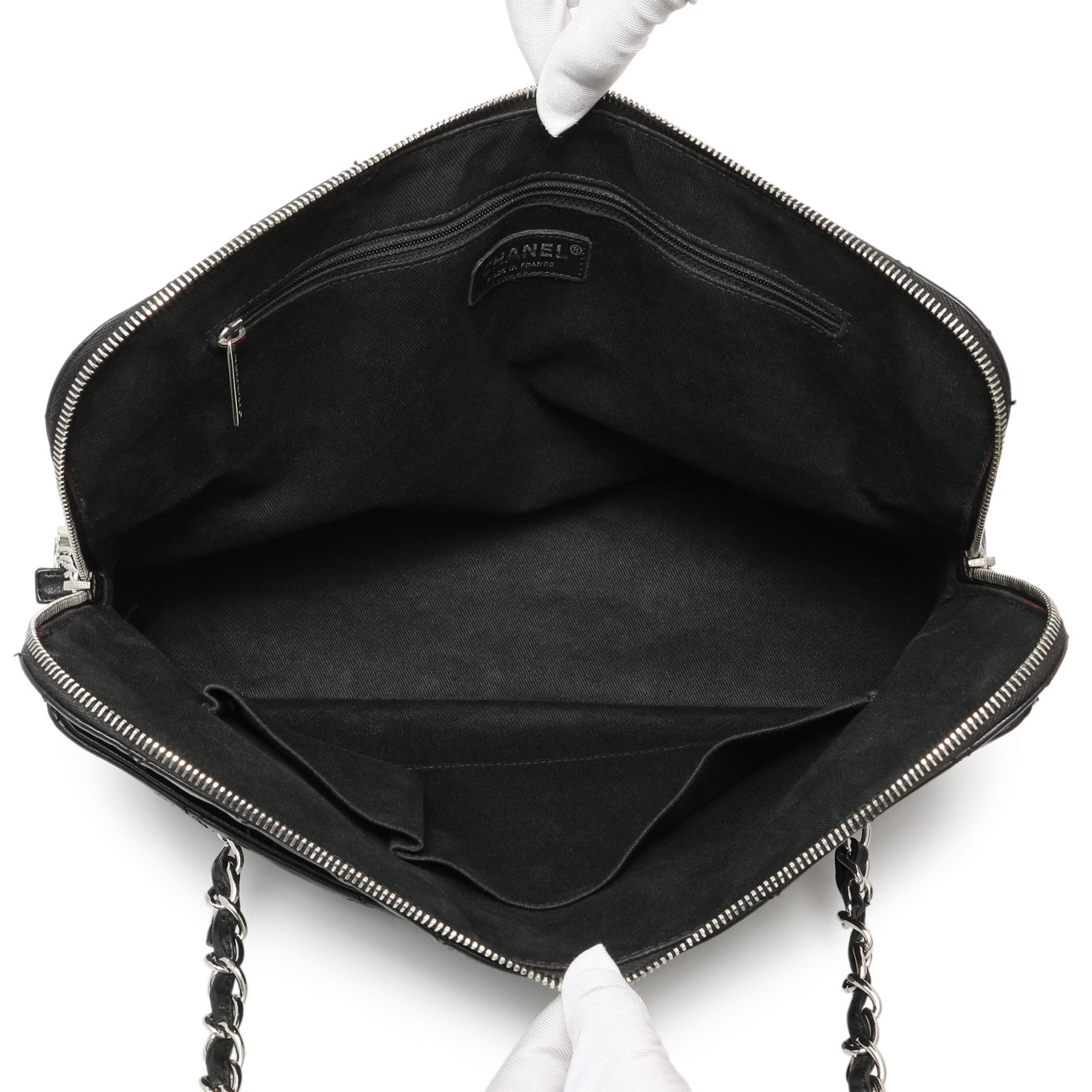 Chanel Black Quilted Calfskin In The Business Camera Bag – Modaselle