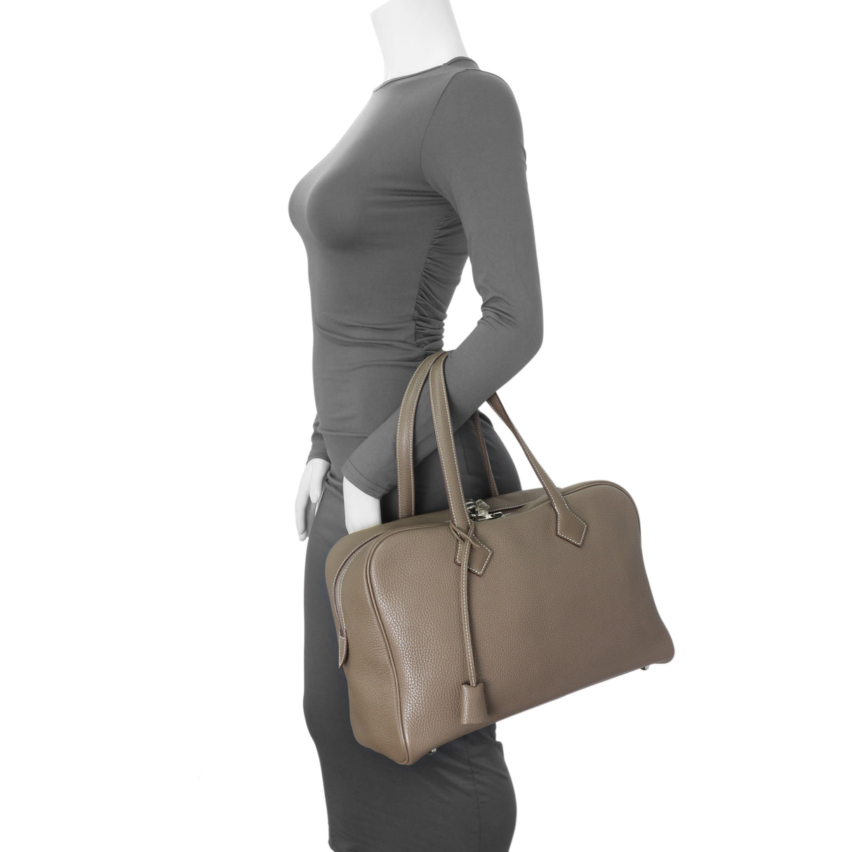 Hermes Etoupe Taurillon Clemence Victoria II 35 Handbags Hermes