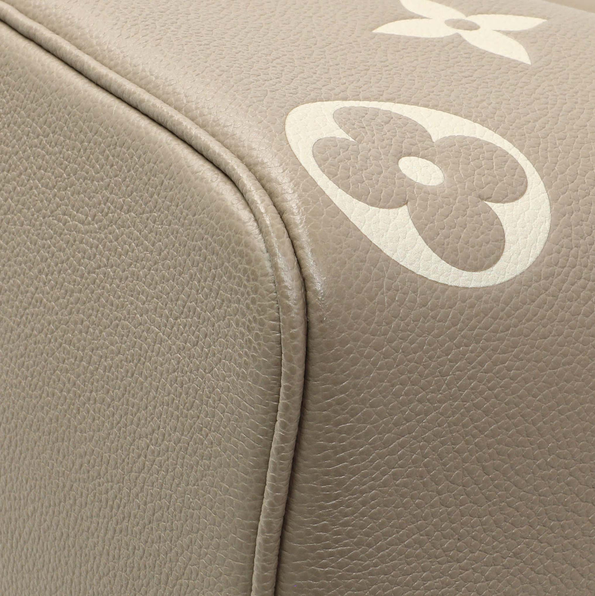Louis Vuitton Tourterelle Creme Empreinte Monogram Giant Neonoe MM Handbags Louis Vuitton