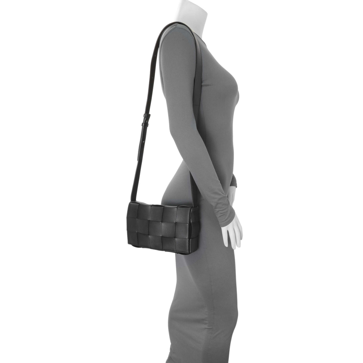 Bottega Venetta Black Lambskin Maxi Intrecciato Cassette Crossbody Bag Handbags Bottega Veneta