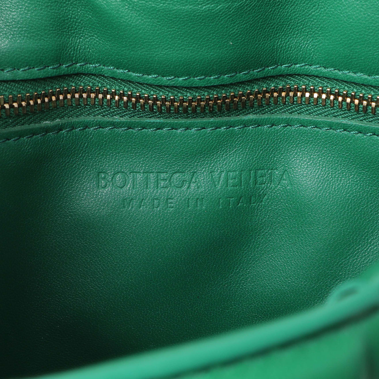 Bottega Veneta Green Lambskin Maxi Intreccio Padded Chain Cassette Crossbody Bag Handbags Bottega Veneta