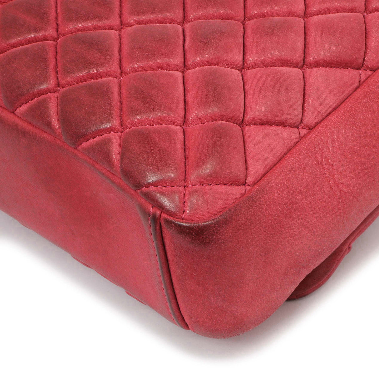 Chanel Burgundy Quilted Iridescent Calfskin Large New Bubble Flap