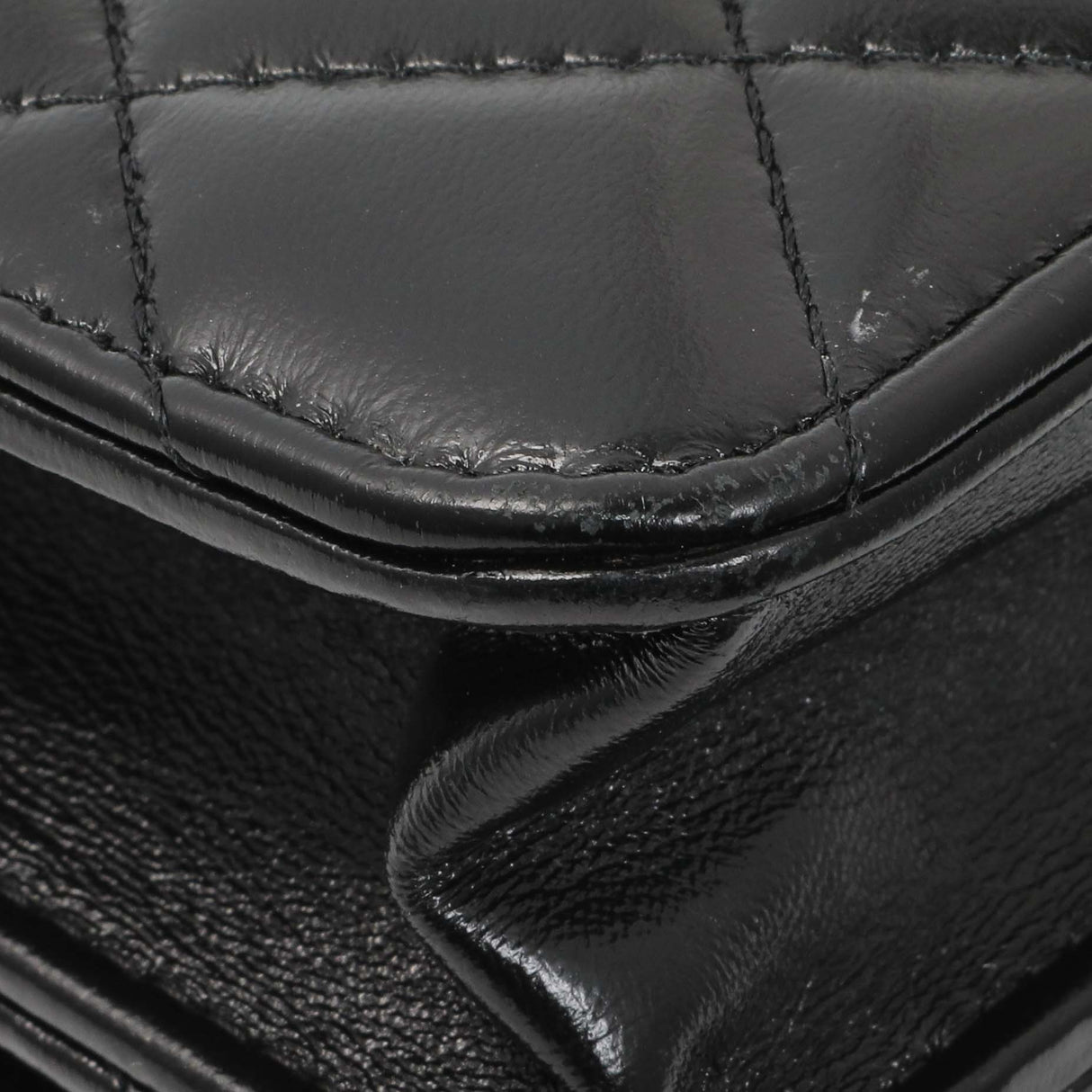 Chanel Black Quilted Shiny Lambskin Golden Links Wallet on Chain Handbags Chanel