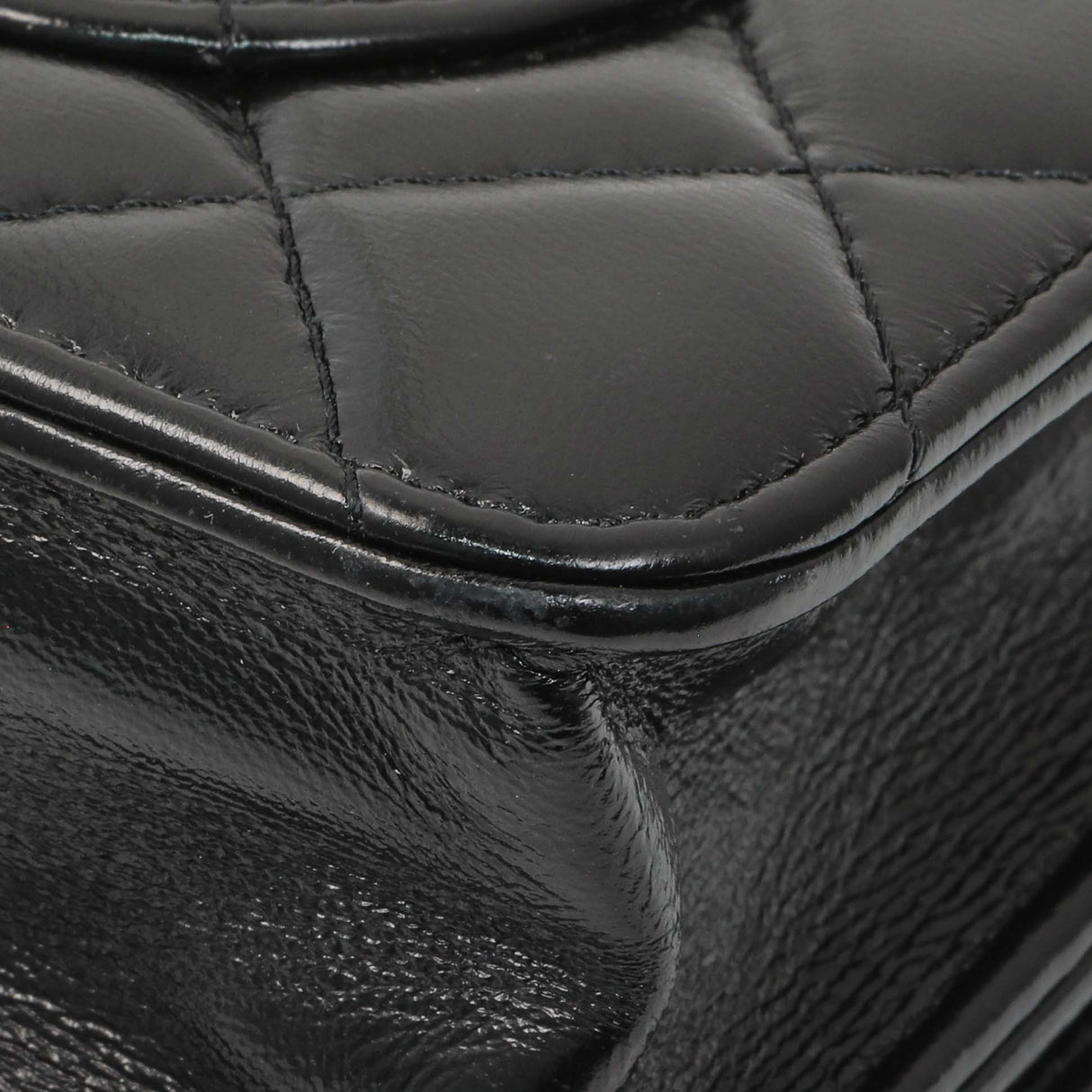 Chanel Black Quilted Shiny Lambskin Golden Links Wallet on Chain Handbags Chanel