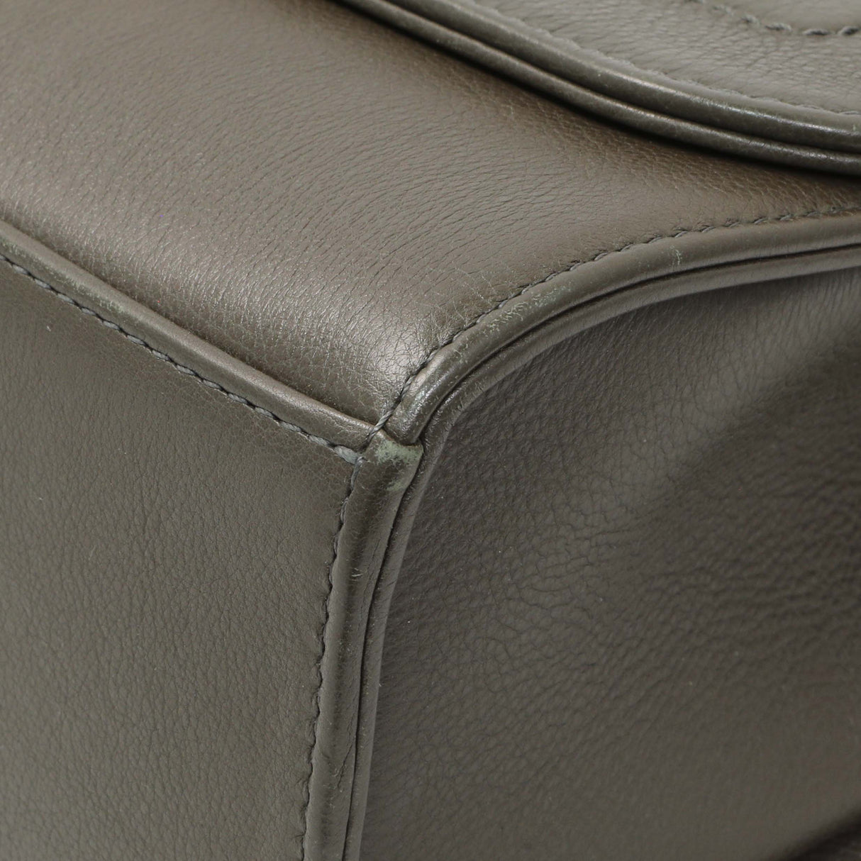 Chanel Khaki Grained Calfskin Quilted Medium Label Click Flap