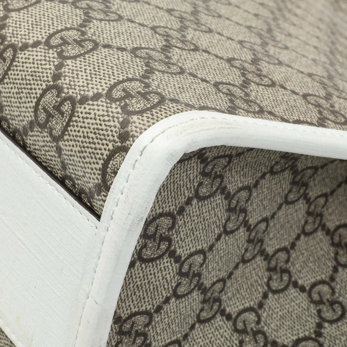 Gucci GG Supreme Monogram Children's Tote Handbags Gucci