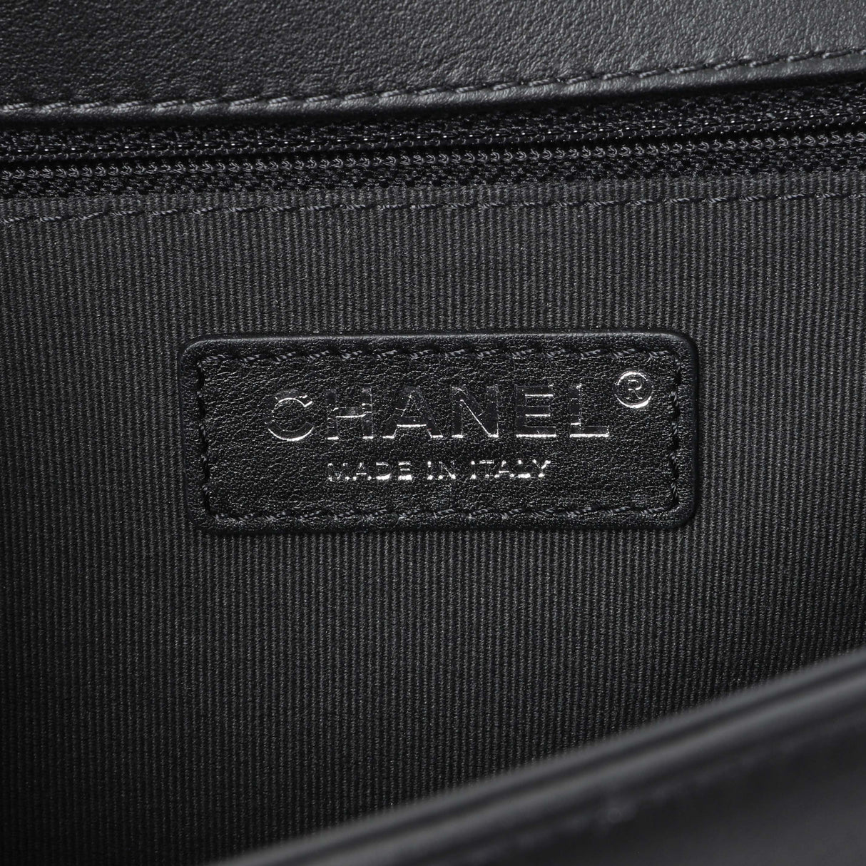 Chanel Black Quilted Calfskin New Medium Boy Flap Handbags Chanel
