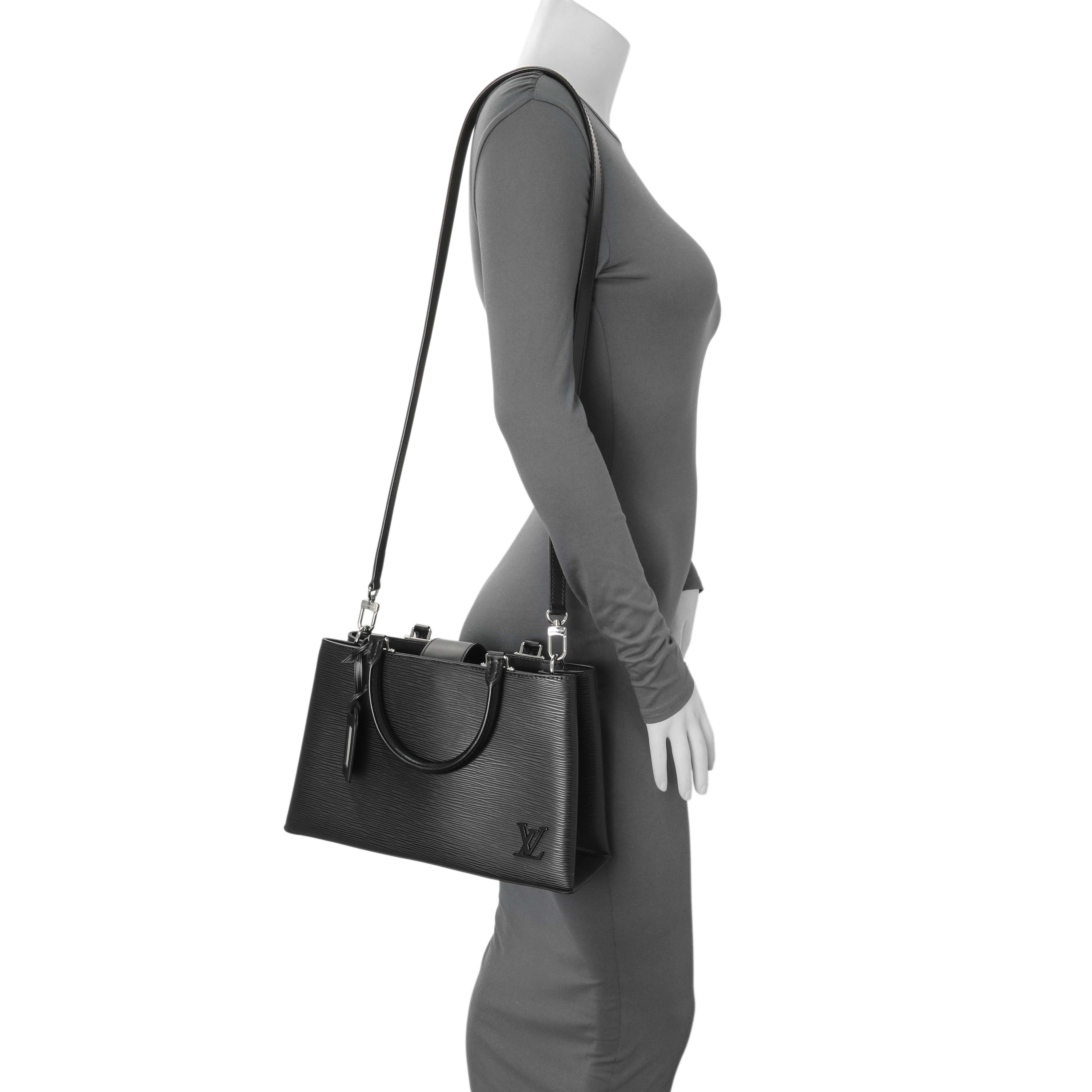 LOUIS VUITTON CA0090アジェンダ PM エピ ブラック 黒 LOUIS VUITTON ルイヴィトン エピ アジェンダPM ブラック - メルカリ