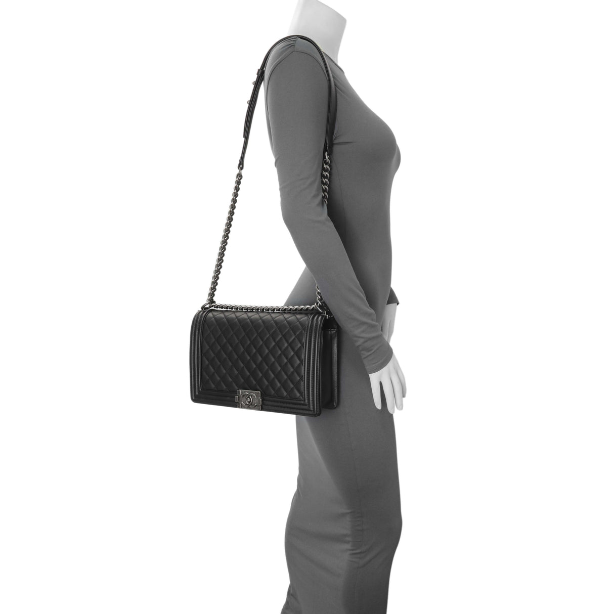 Chanel Black Quilted Calfskin New Medium Boy Flap Handbags Chanel