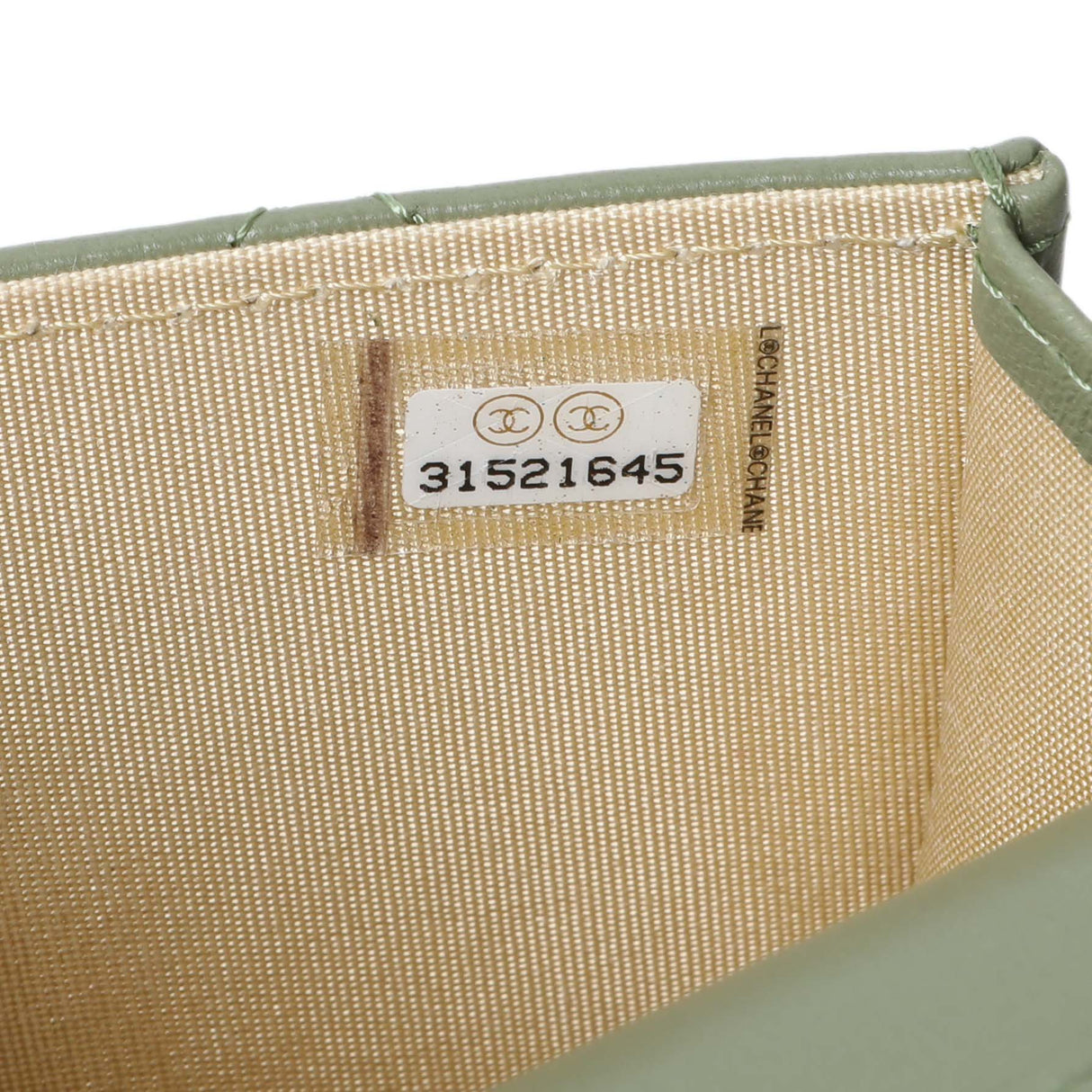 6 items Mon August 3rd ⬆️Chanel Green Quilted Lambskin Pearl Crush Clutch With Chain Handbags Chanel