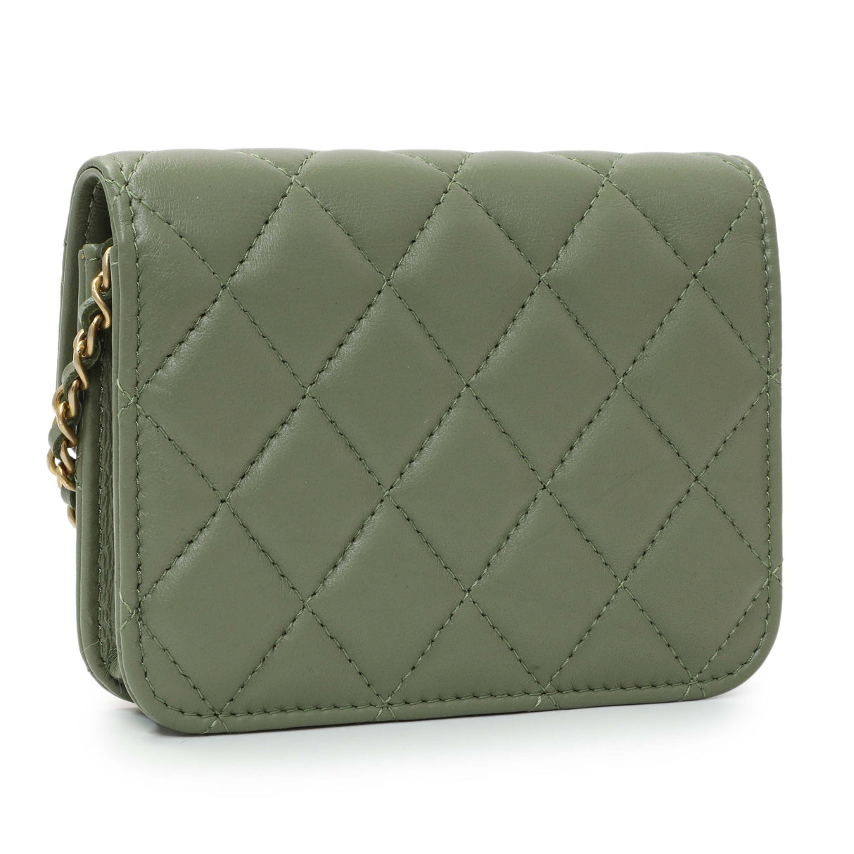6 items Mon August 3rd ⬆️Chanel Green Quilted Lambskin Pearl Crush Clutch With Chain Handbags Chanel