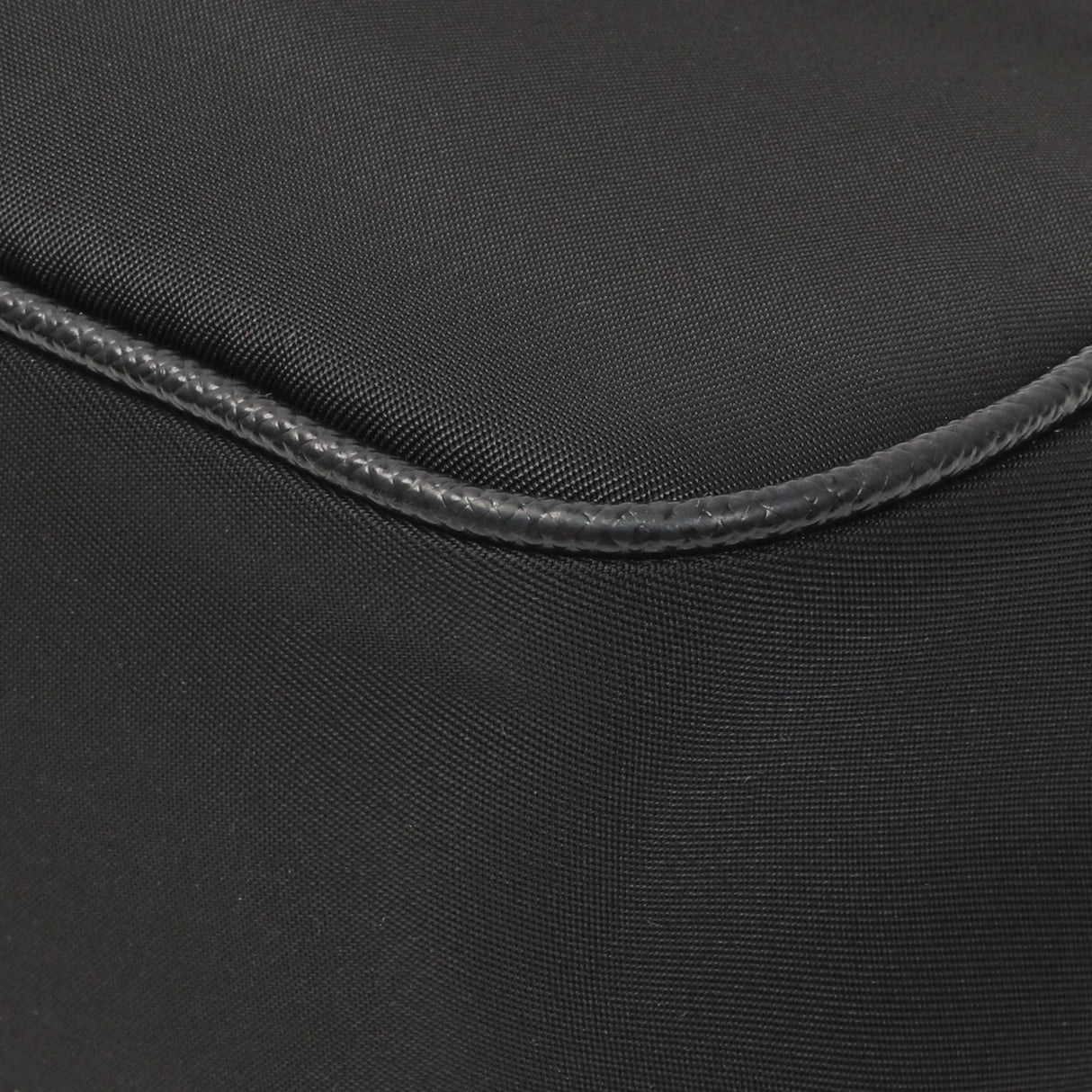 Prada Black Nylon Re-Edition 2005 Shoulder Bag Modaselle