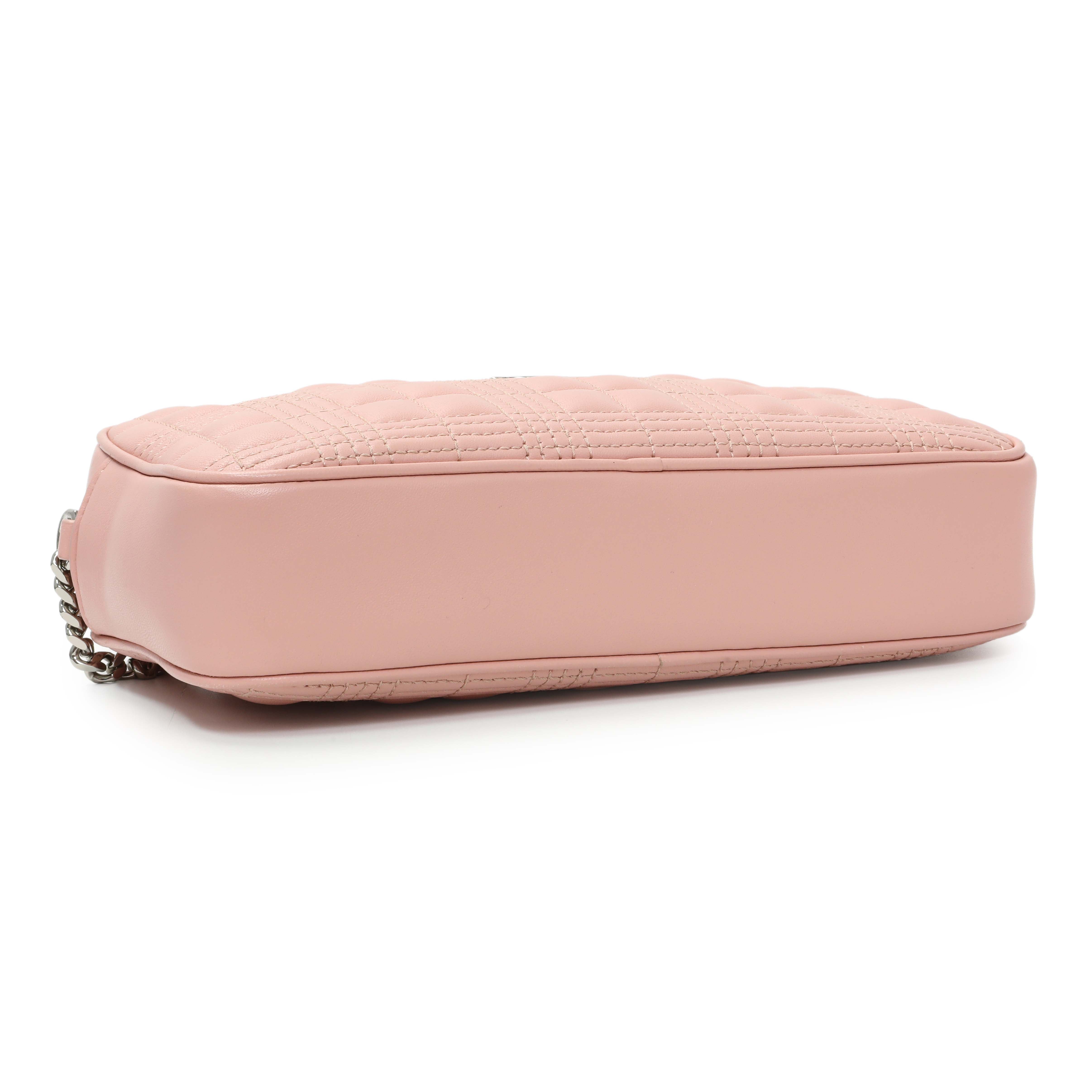 未使用級　BURBERRY LOLA ケース　ラウンドジップ　ピンク Burberry Pink Quilted Calfskin Lola Camera Bag – Modaselle