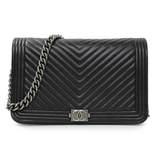 Chanel Black Grained Calfskin Chevron Quilted Boy Wallet On Chain Handbags Chanel
