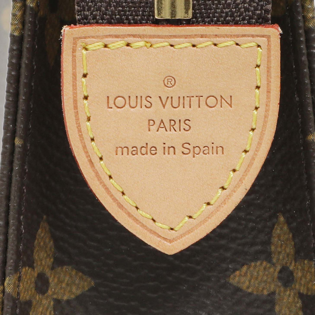 Louis Vuitton Monogram Toiletry Pouch 19 Accessories Louis Vuitton
