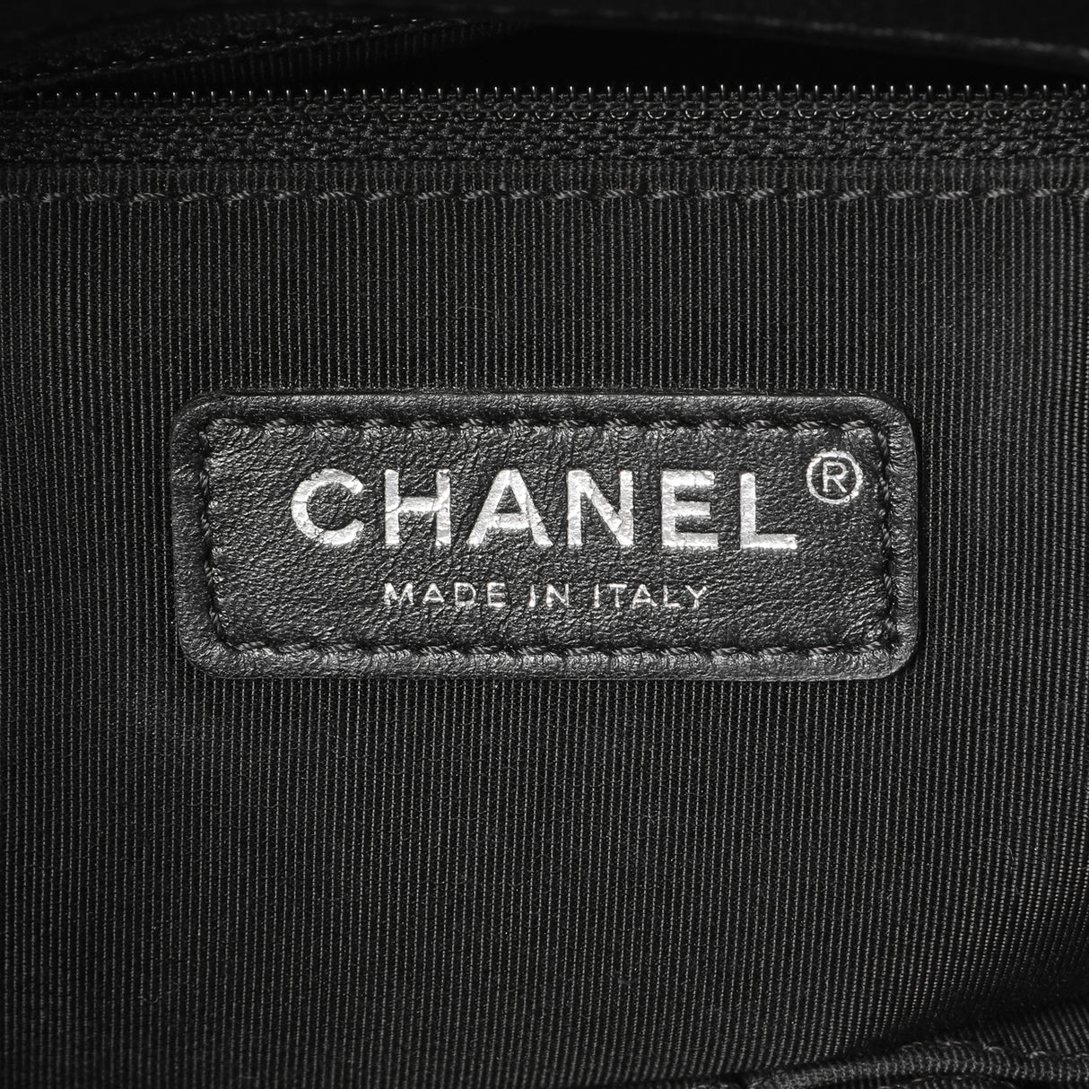 Chanel Metallic Crumpled Goatskin Quilted Medium Gabrielle Hobo Handbags Chanel