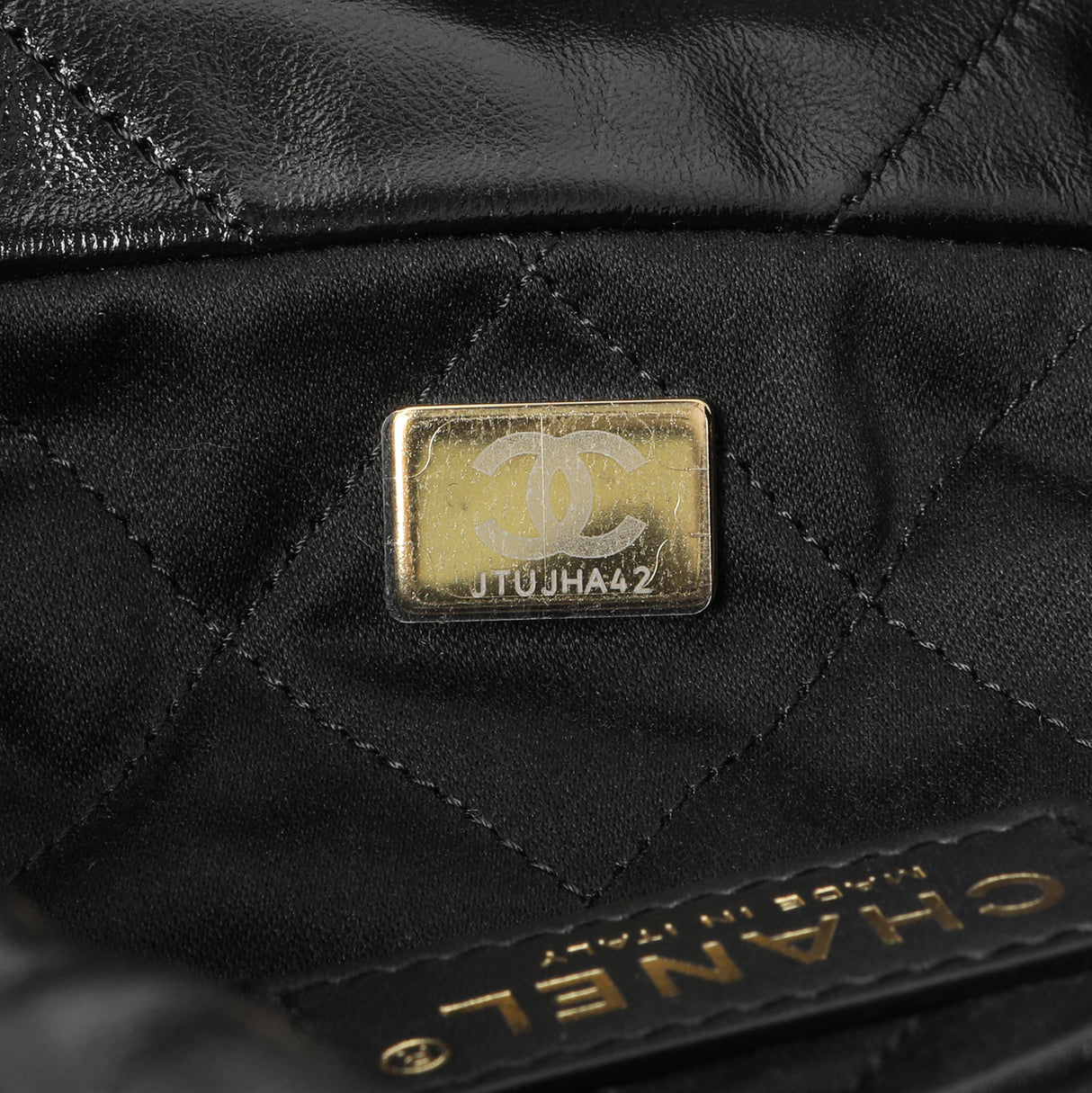 Chanel Black Quilted Shiny Calfskin Small Chanel 22 Handbags Chanel