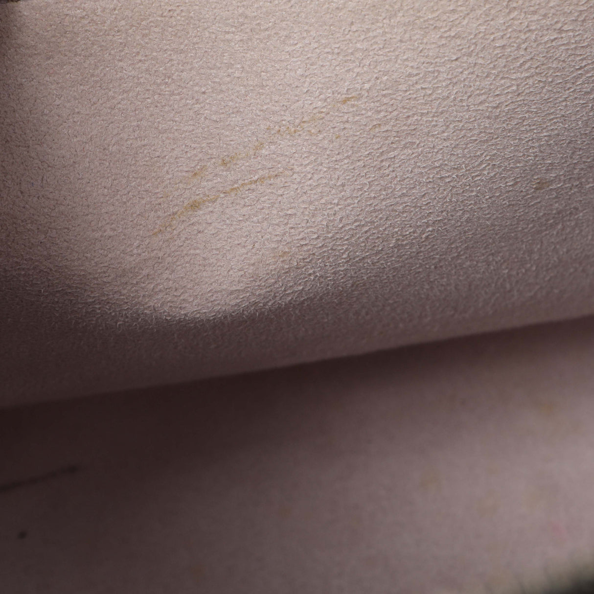 Louis Vuitton Lilac Epi Pont-Neuf PM Handbags Louis Vuitton