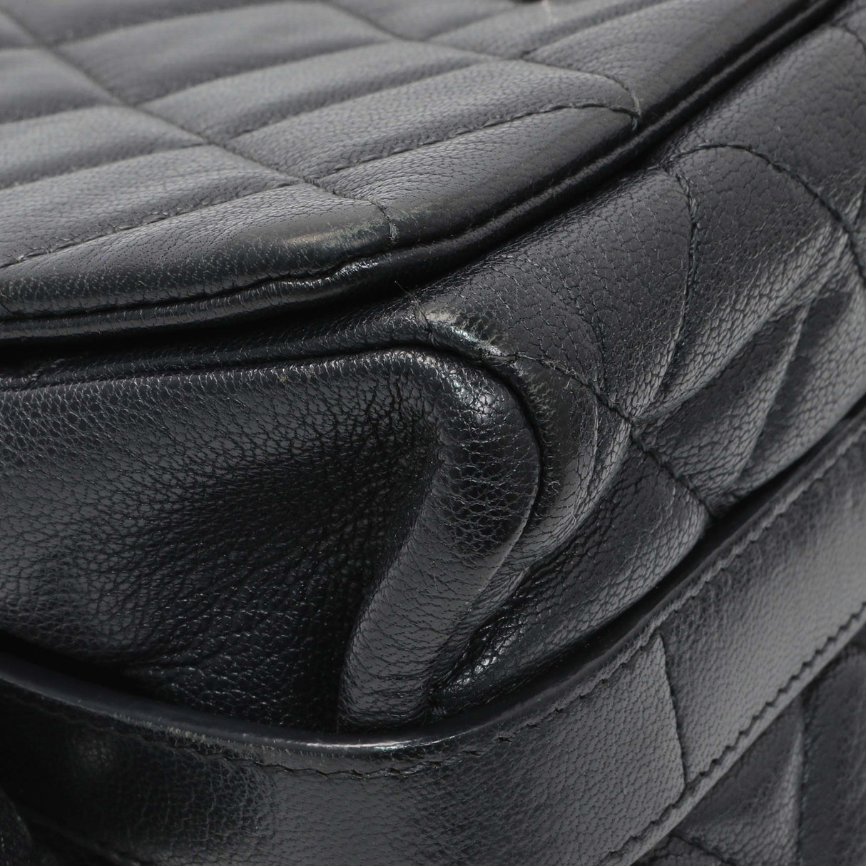 -temp- Chanel Black Calfskin Mumbai Flap Bag Entrupy#8MW4CY2 Modaselle