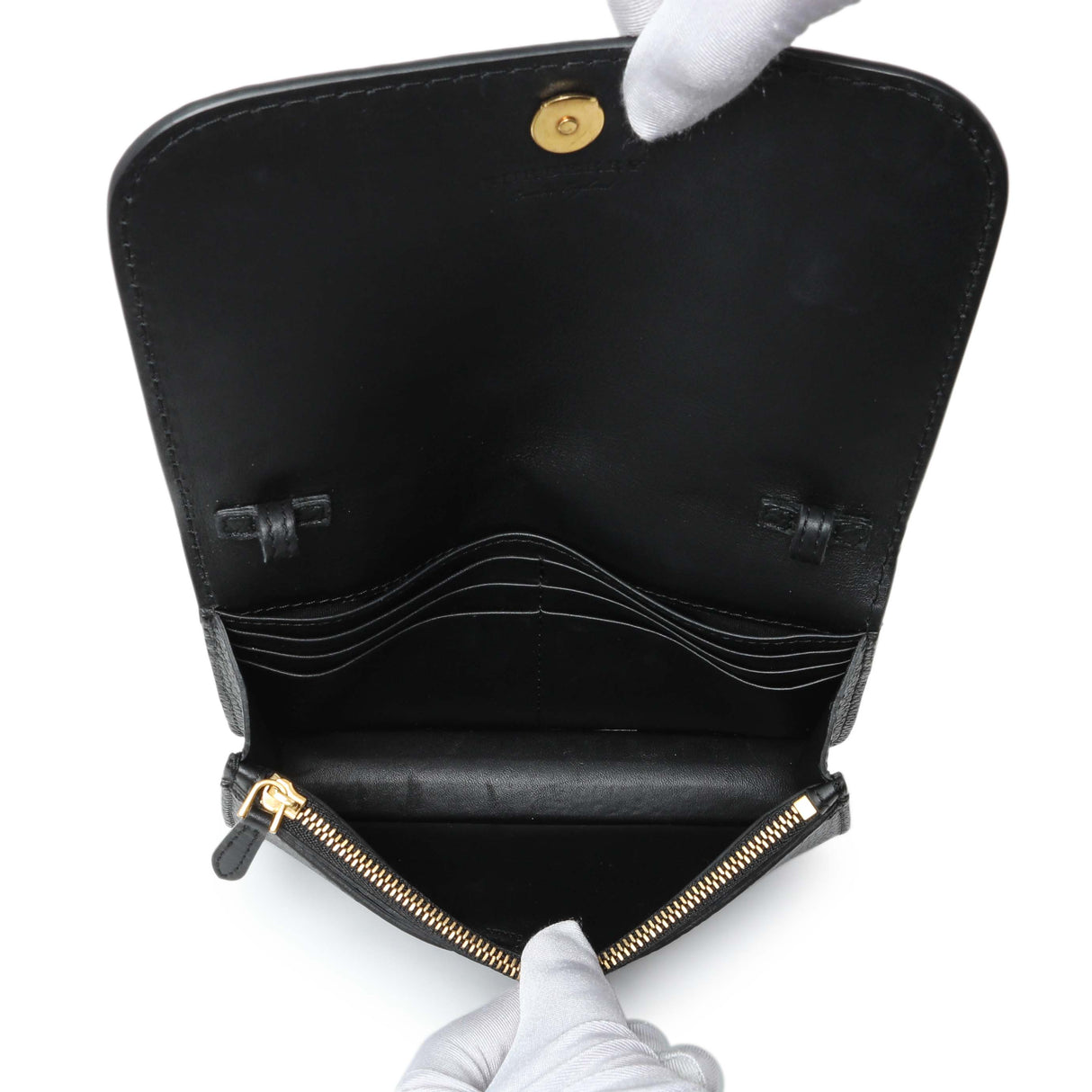 Burberry Black Pebbled Leather Hampshire Wallet On Chain Handbags Burberry