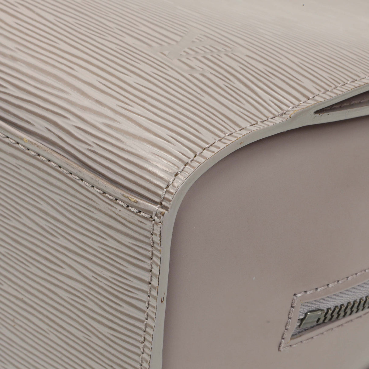 Louis Vuitton Lilac Epi Pont-Neuf PM Handbags Louis Vuitton