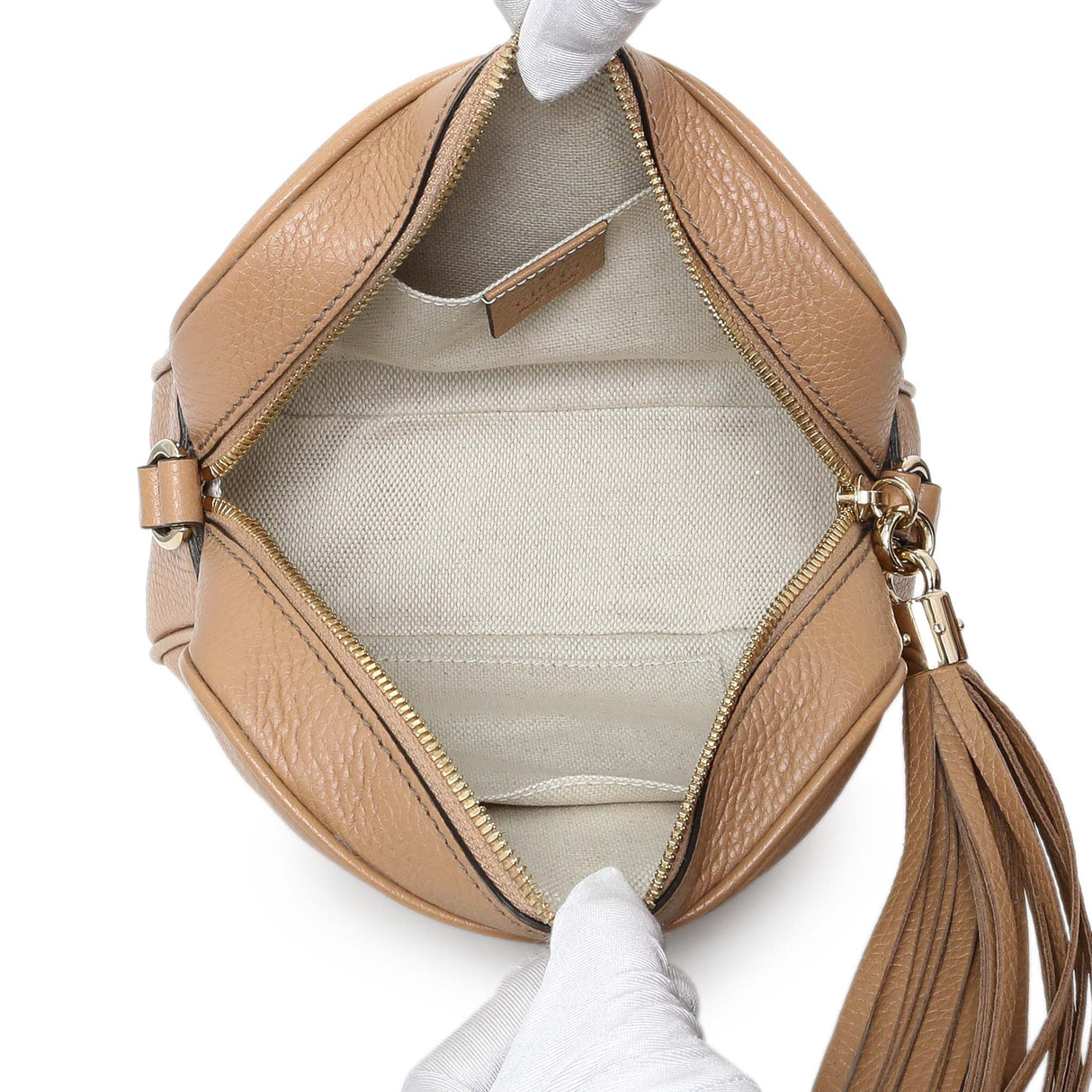 Gucci Beige Pebbled Calfskin Small Soho Disco Bag Handbags Gucci