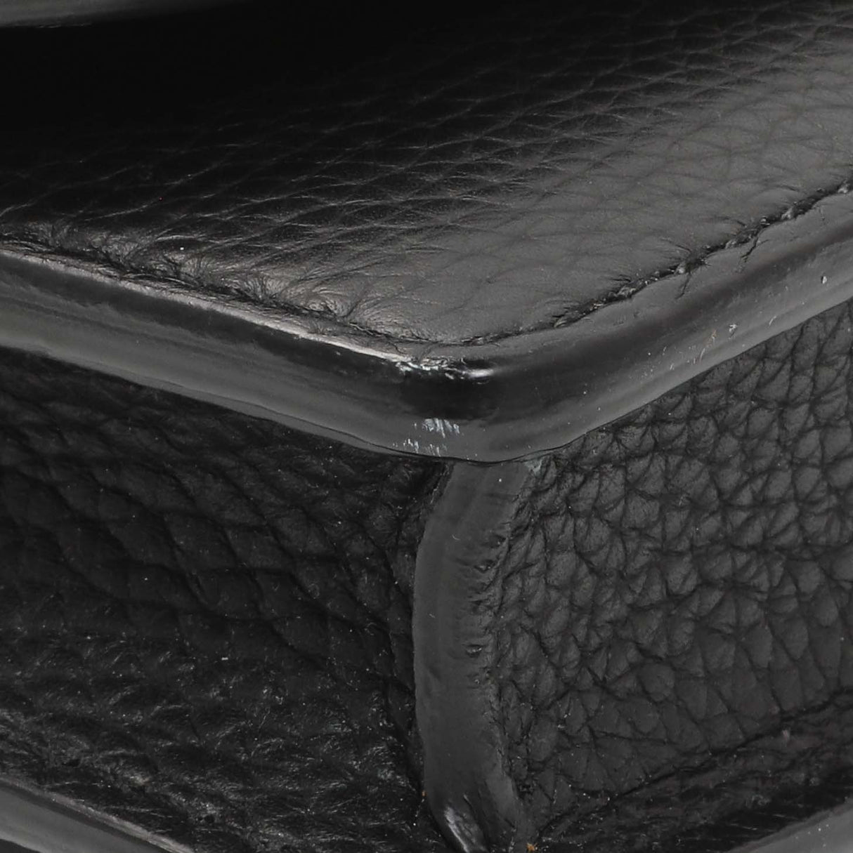 Burberry Black Pebbled Leather Hampshire Wallet On Chain Handbags Burberry