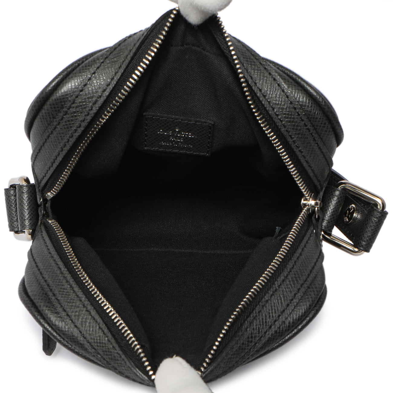 Louis Vuitton Ardoise Taiga Dimitri Messenger – Modaselle