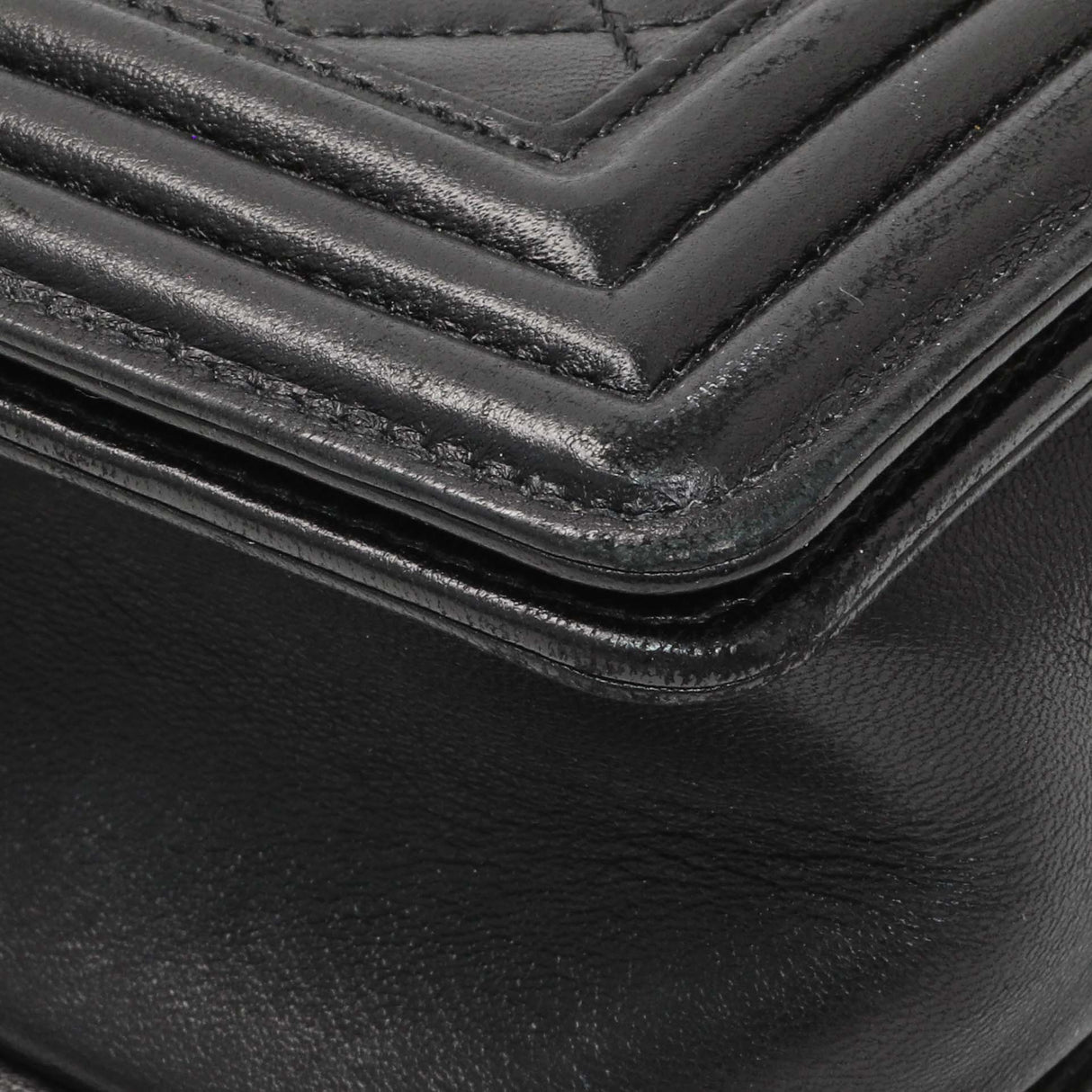 Chanel Black Quilted Lambskin Medium Boy Flap Handbags Chanel