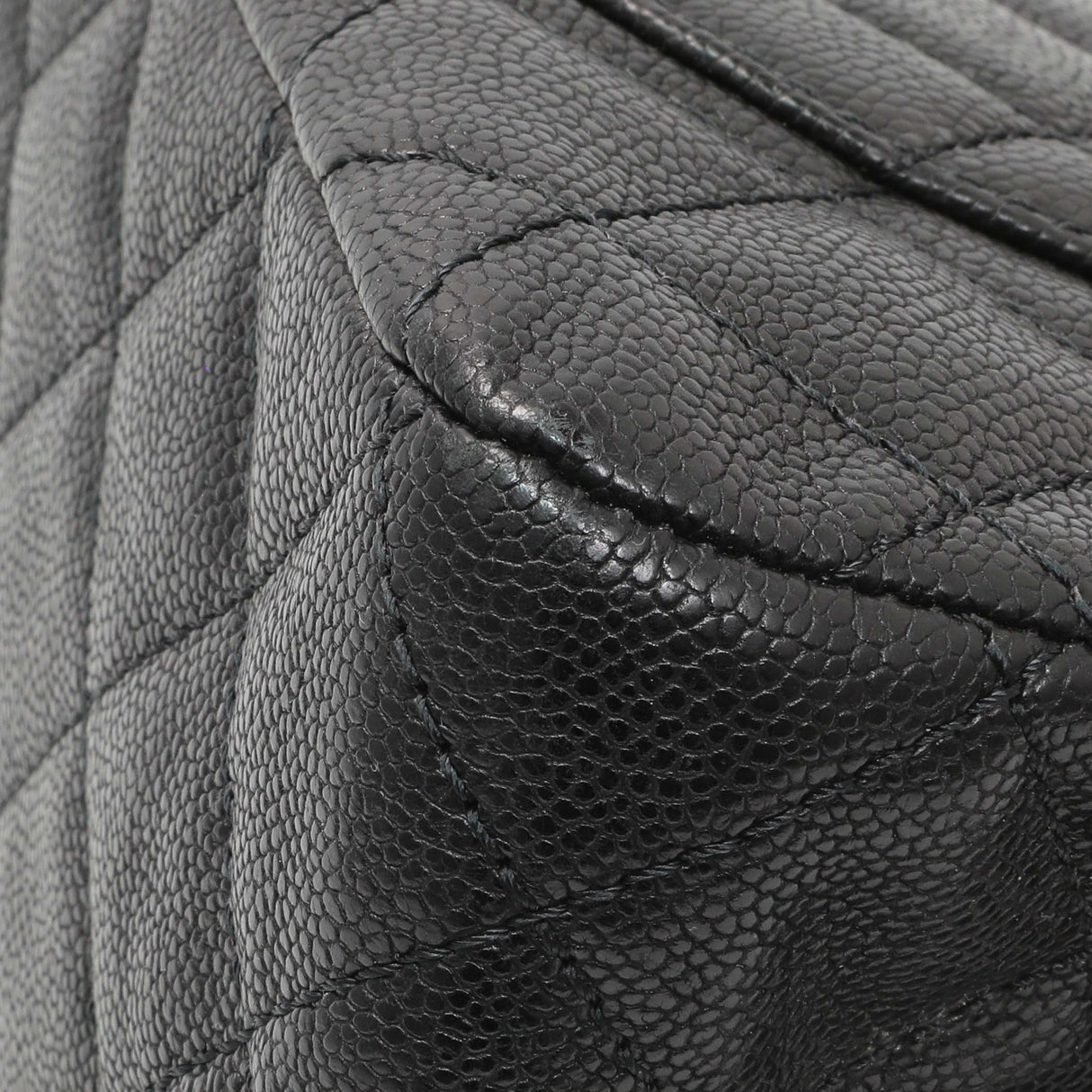 Chanel Black Quilted Caviar Reissue 2.55 Reissue 227 Flap