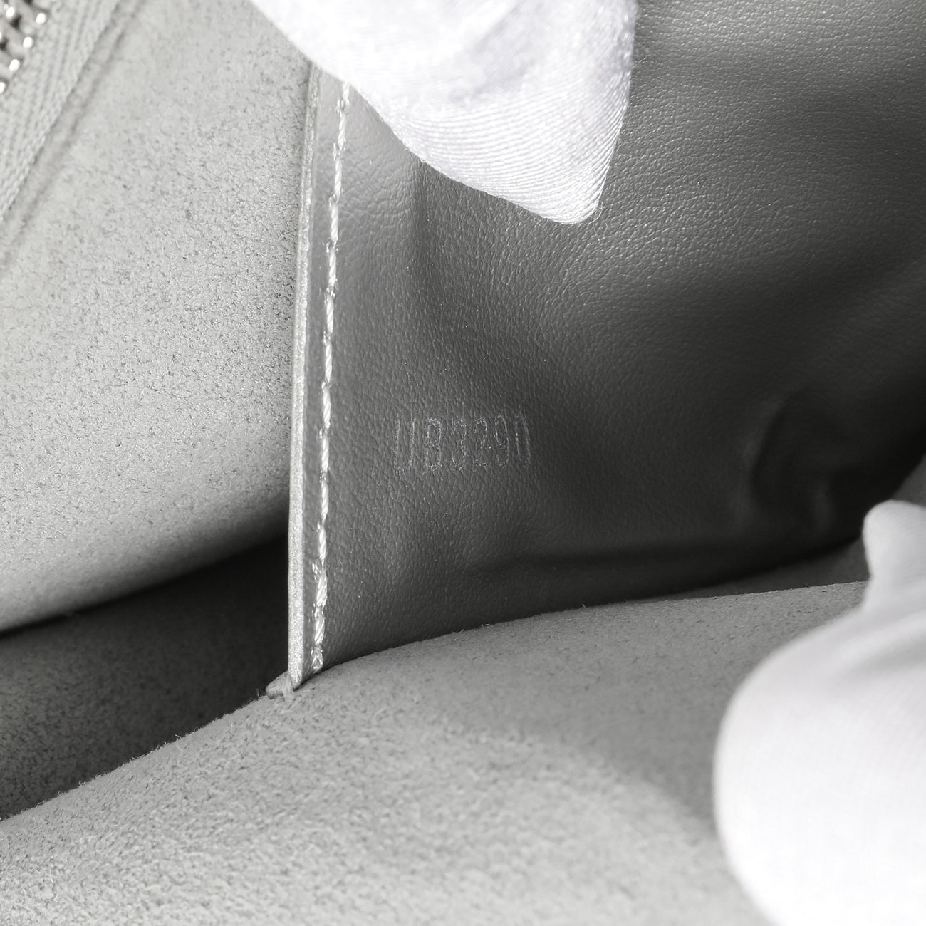 Louis Vuitton Silver Soft Calfskin Mylockme Chain Pochette – Modaselle