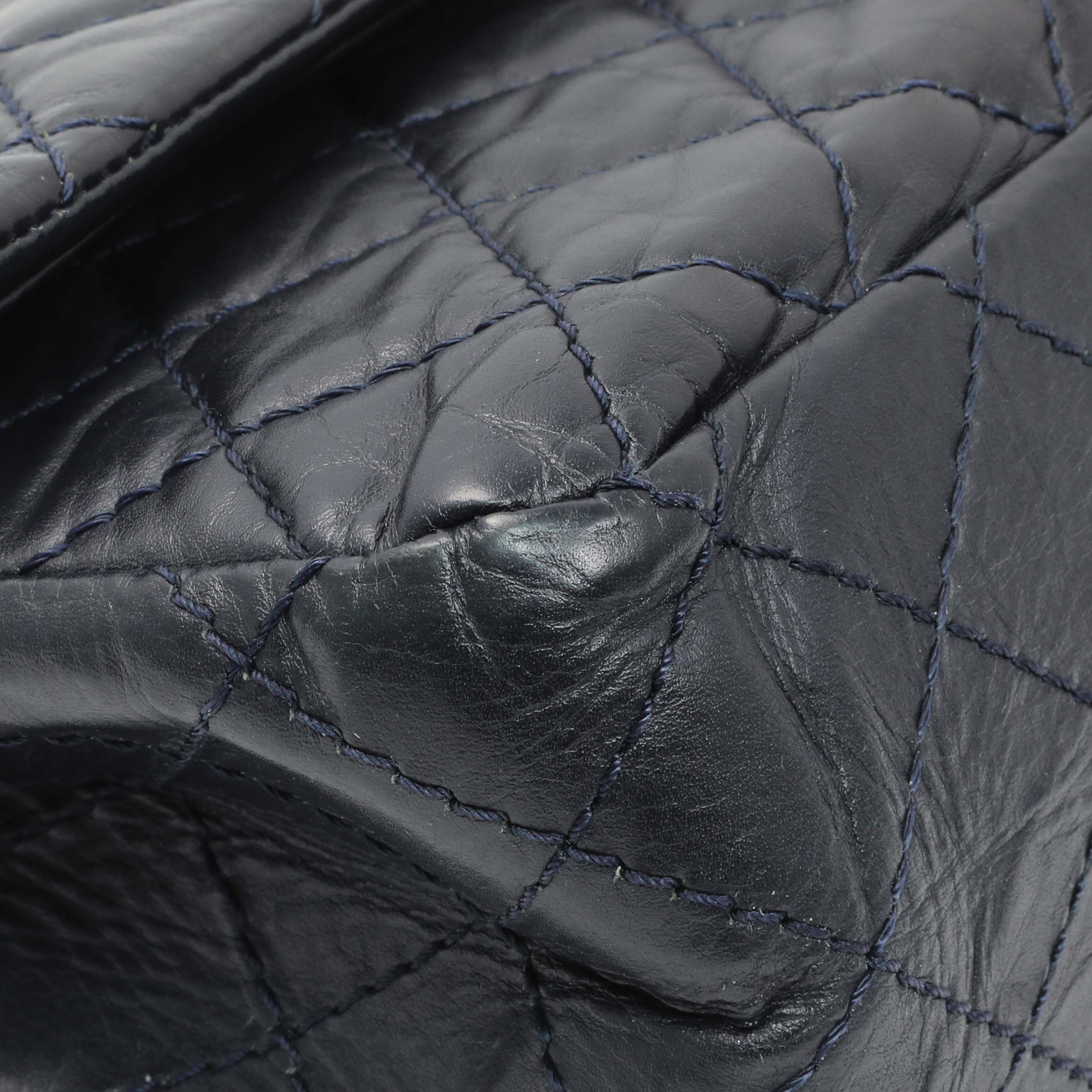 Chanel Navy Quilted Aged Calfskin 2.55 Reissue 225 Flap – Modaselle