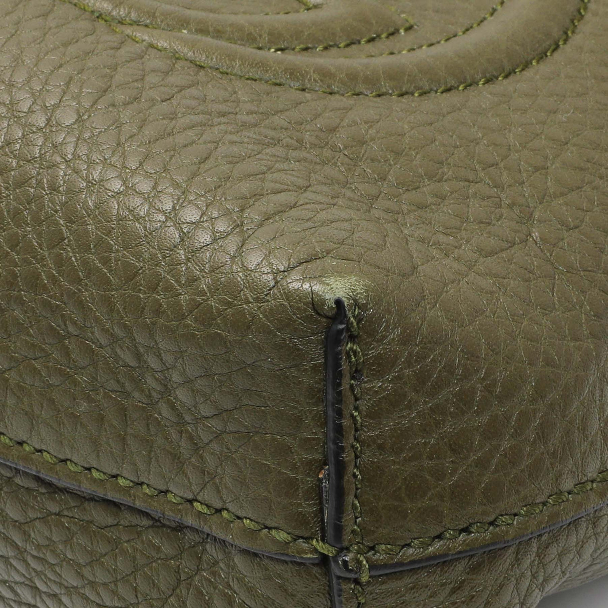 Gucci Green Pebbled Calfskin Medium Soho Messenger Bag