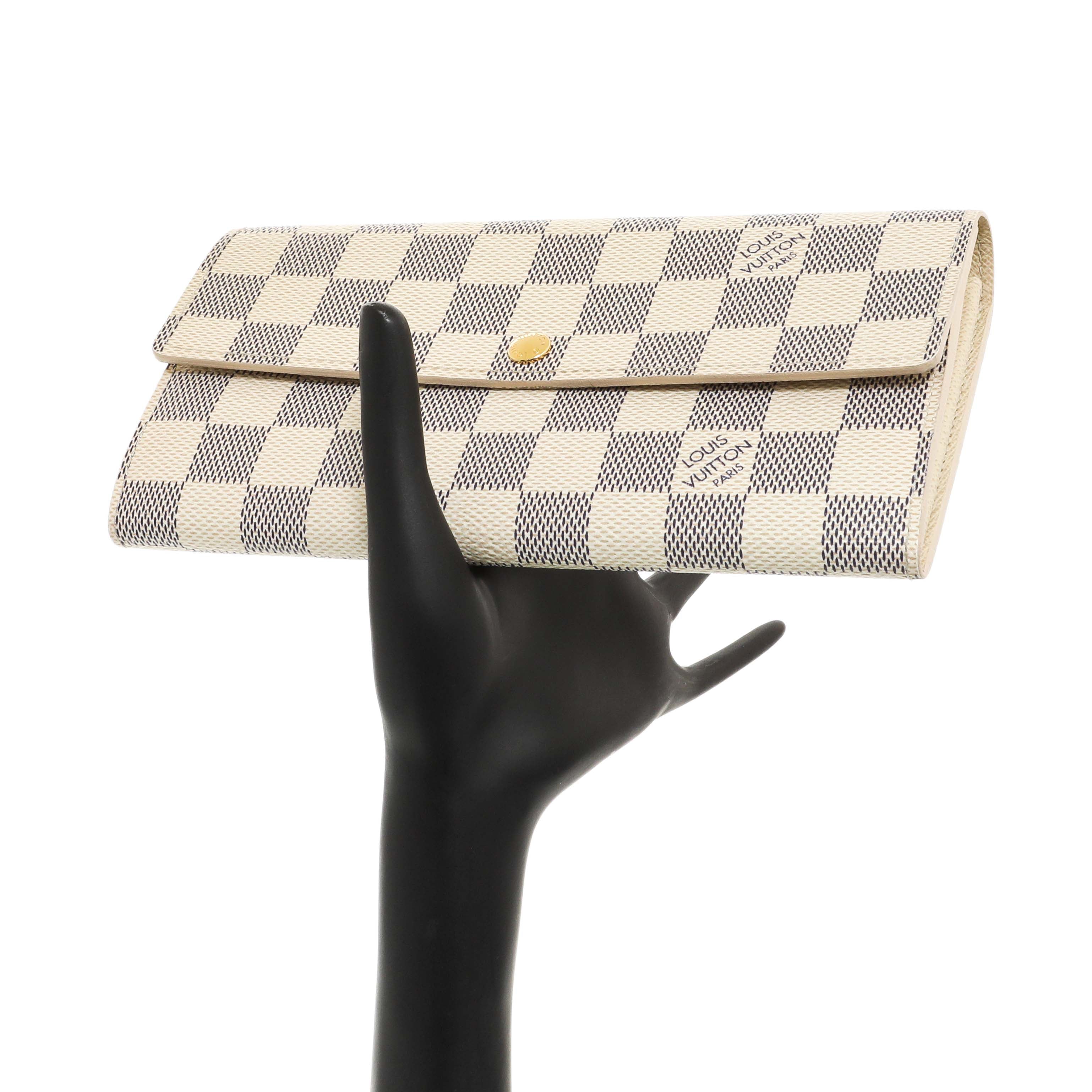 Louis Vuitton パース Louis Vuitton Damier Azur Sarah Wallet – Modaselle