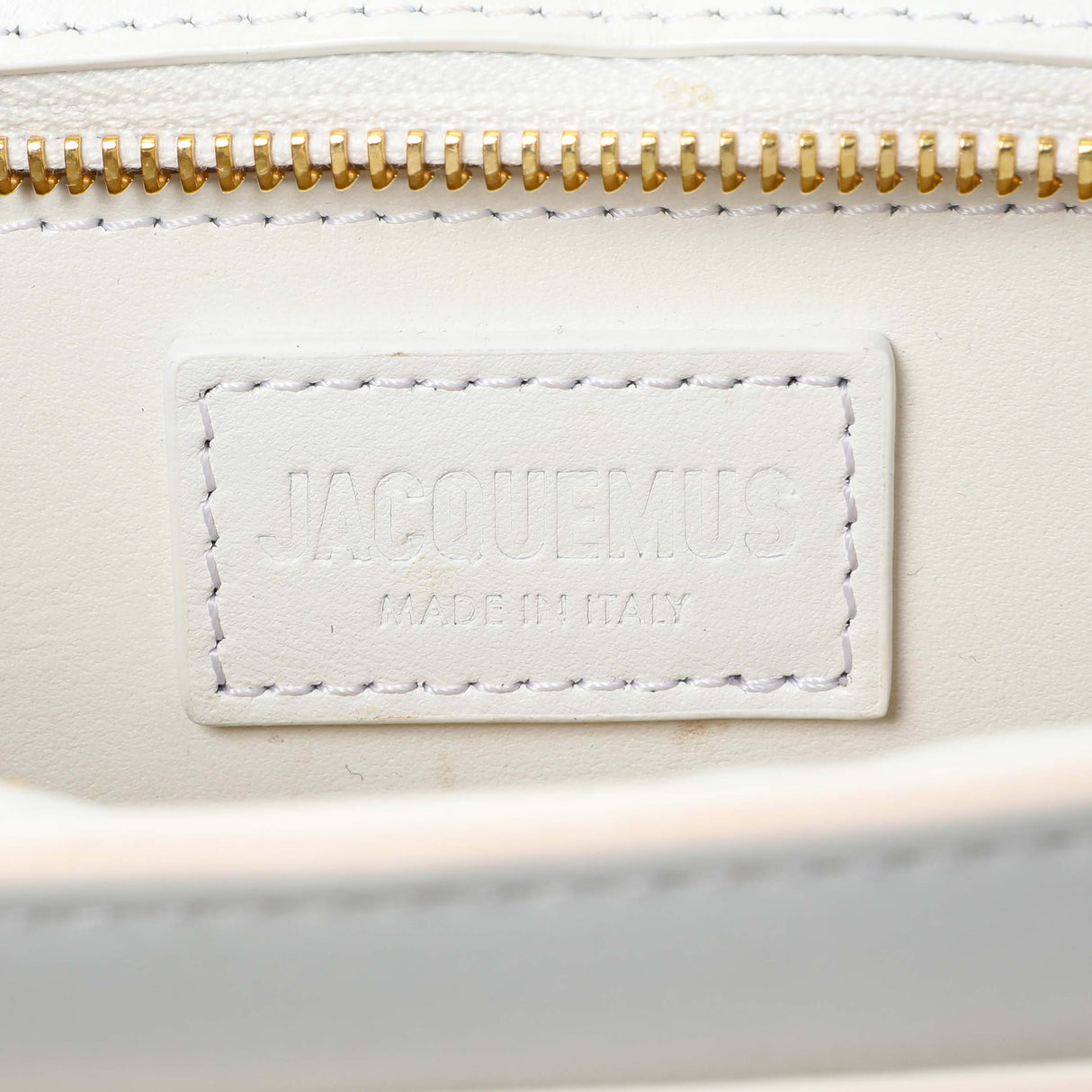 Jacquemus White Calfskin Le Ciuciu Satchel
