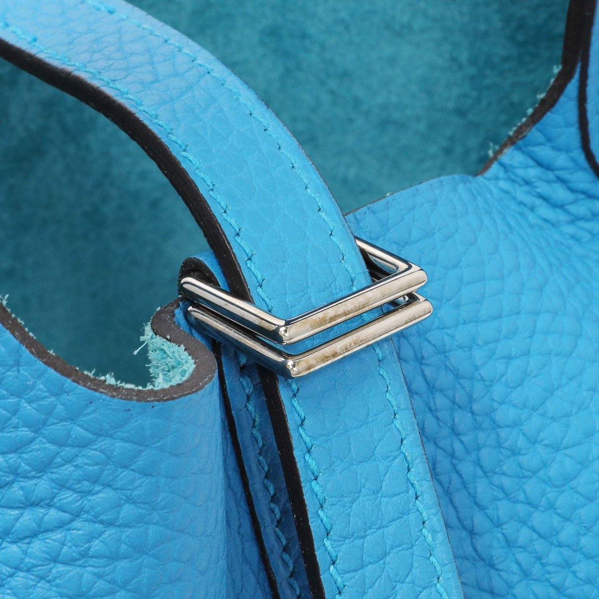 Hermes Bleu Zanzibar Clemence Picotin Lock 18 PM Handbags Hermes