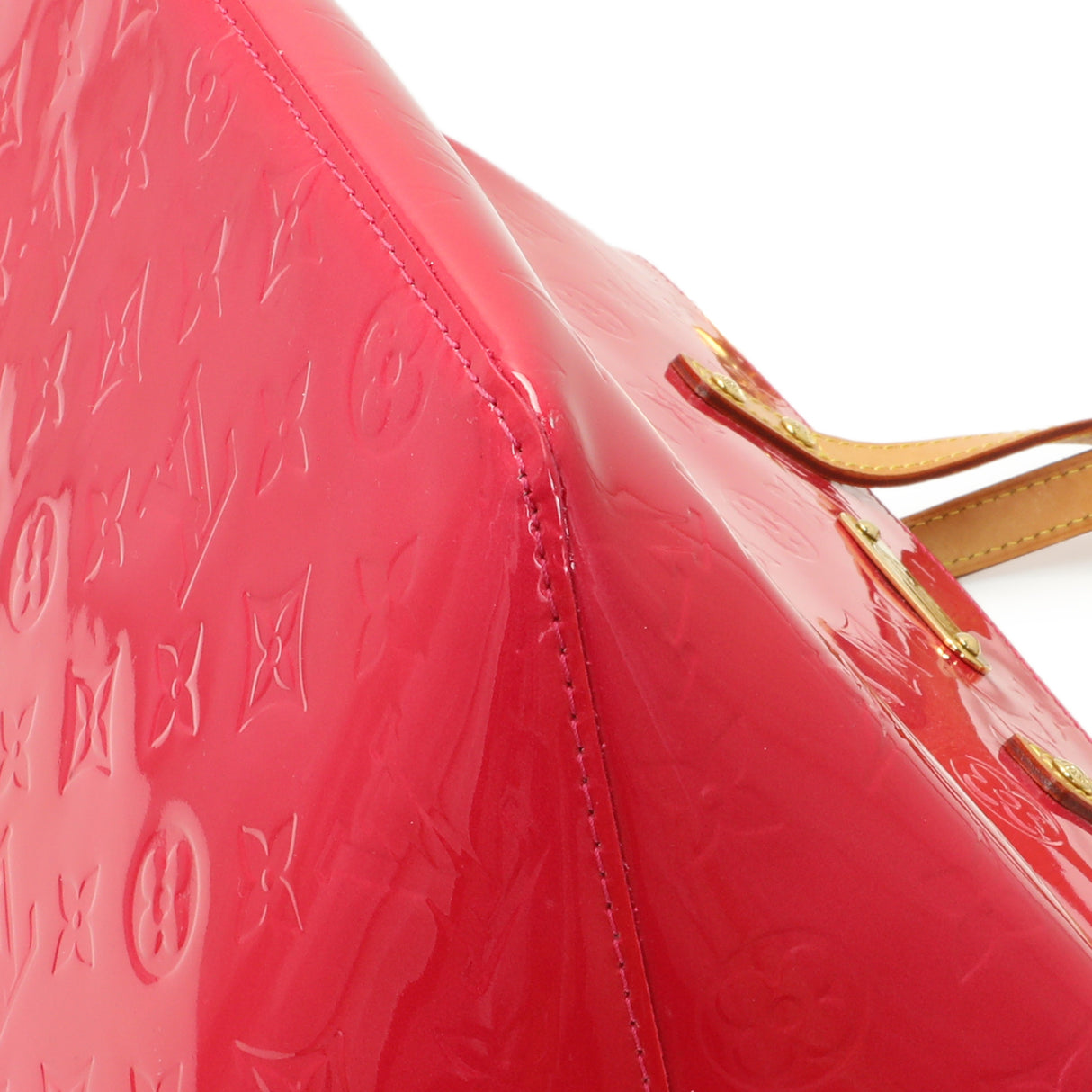 Louis Vuitton Pink Vernis Bellevue PM Handbags Louis Vuitton
