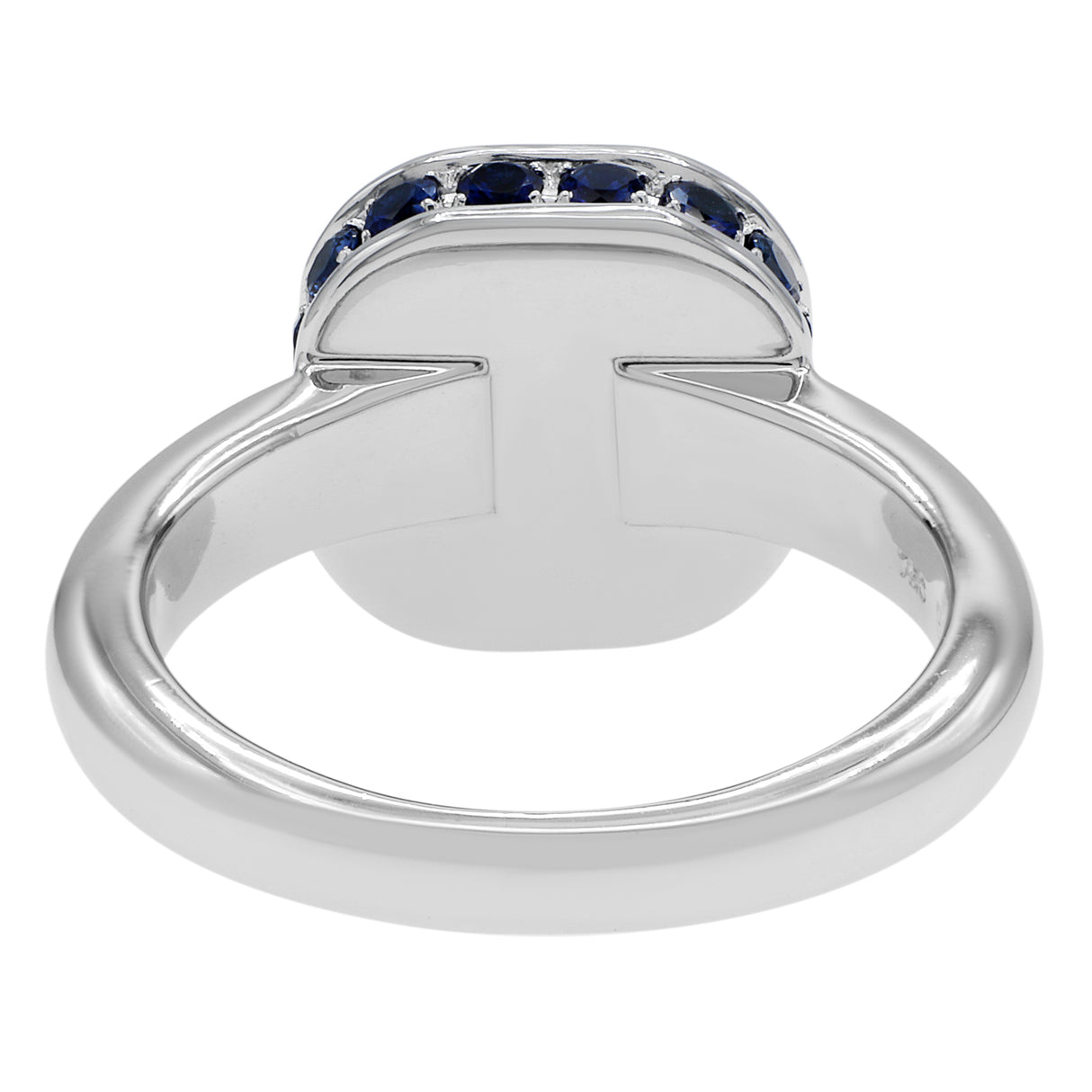 18K White Gold 1.72 Carat Sapphire Ring