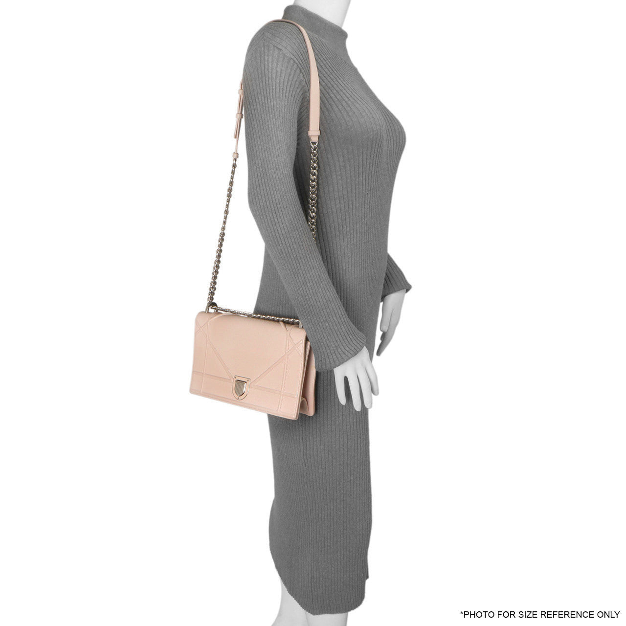 Dior diorama sizes 2025