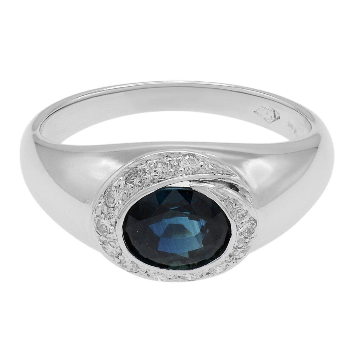 18K White Gold 0.60 Carat Sapphire Ring