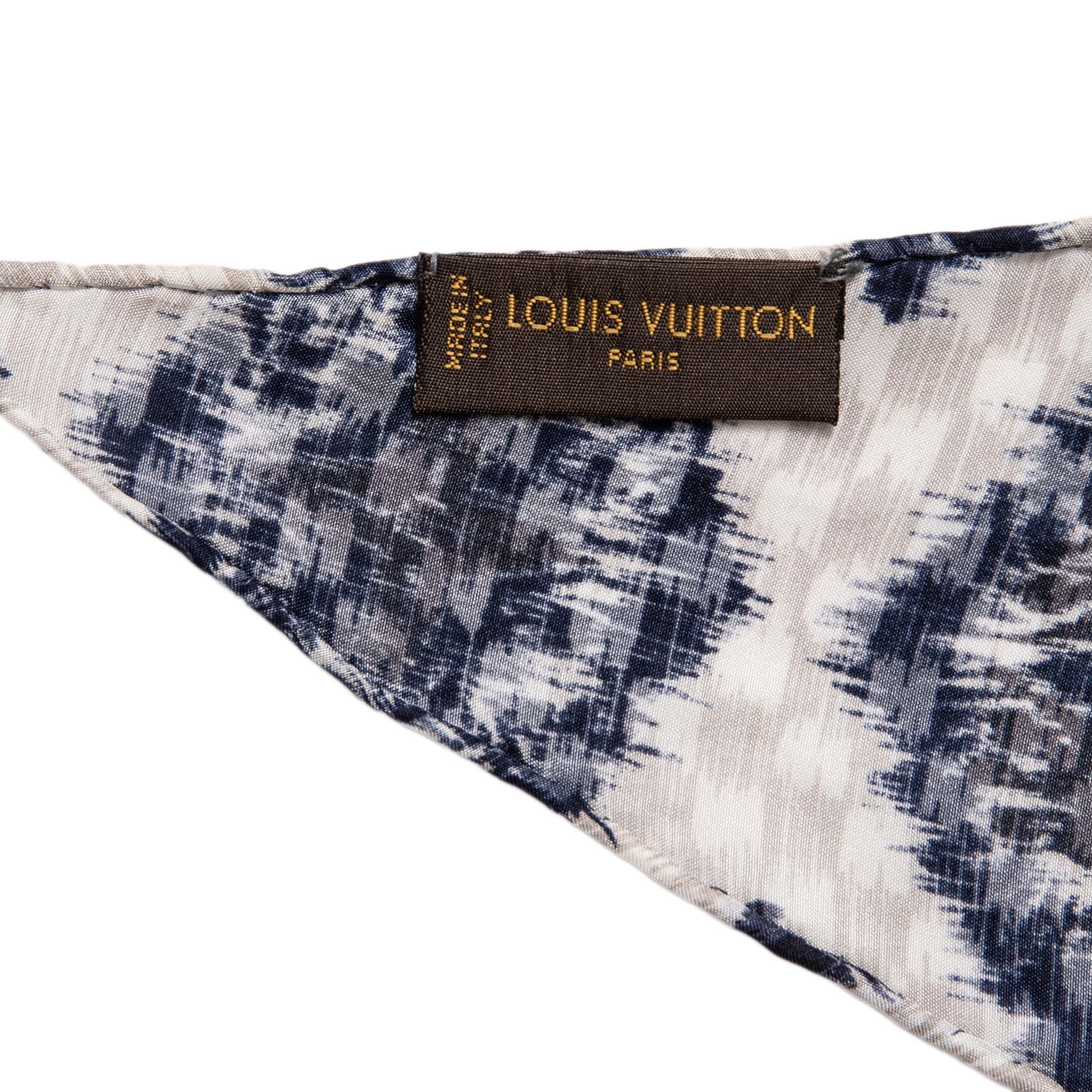 Louis Vuitton Blue White Monogram Silk Scarf – Modaselle