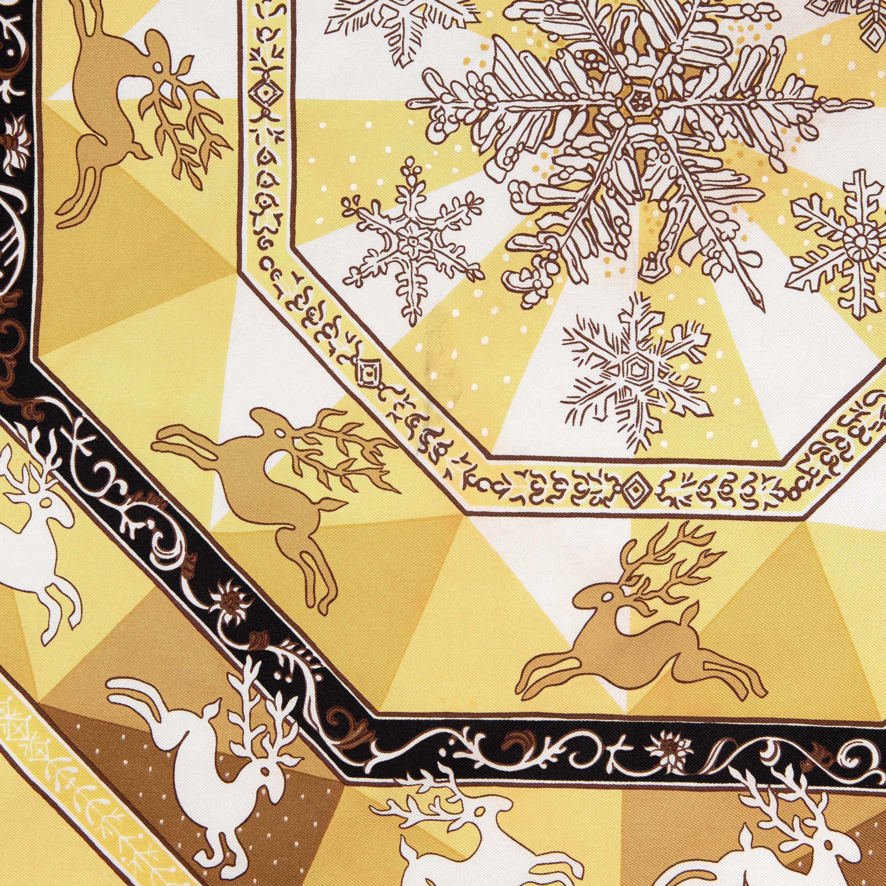 Hermes Noir Jaune Or Silk Fleurs D'Hiver Scarf 90 – Modaselle