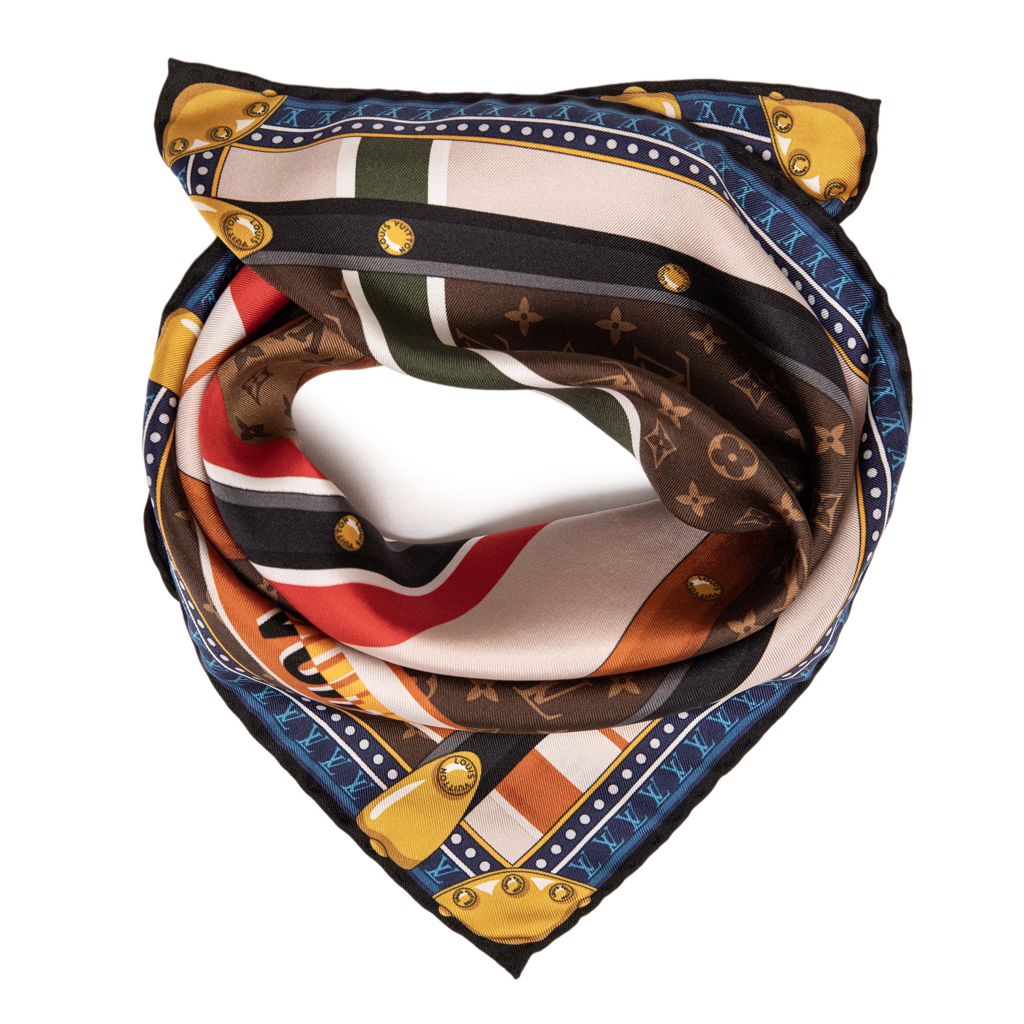 Louis Vuitton Silk Trunk In Love Square 45 – Modaselle