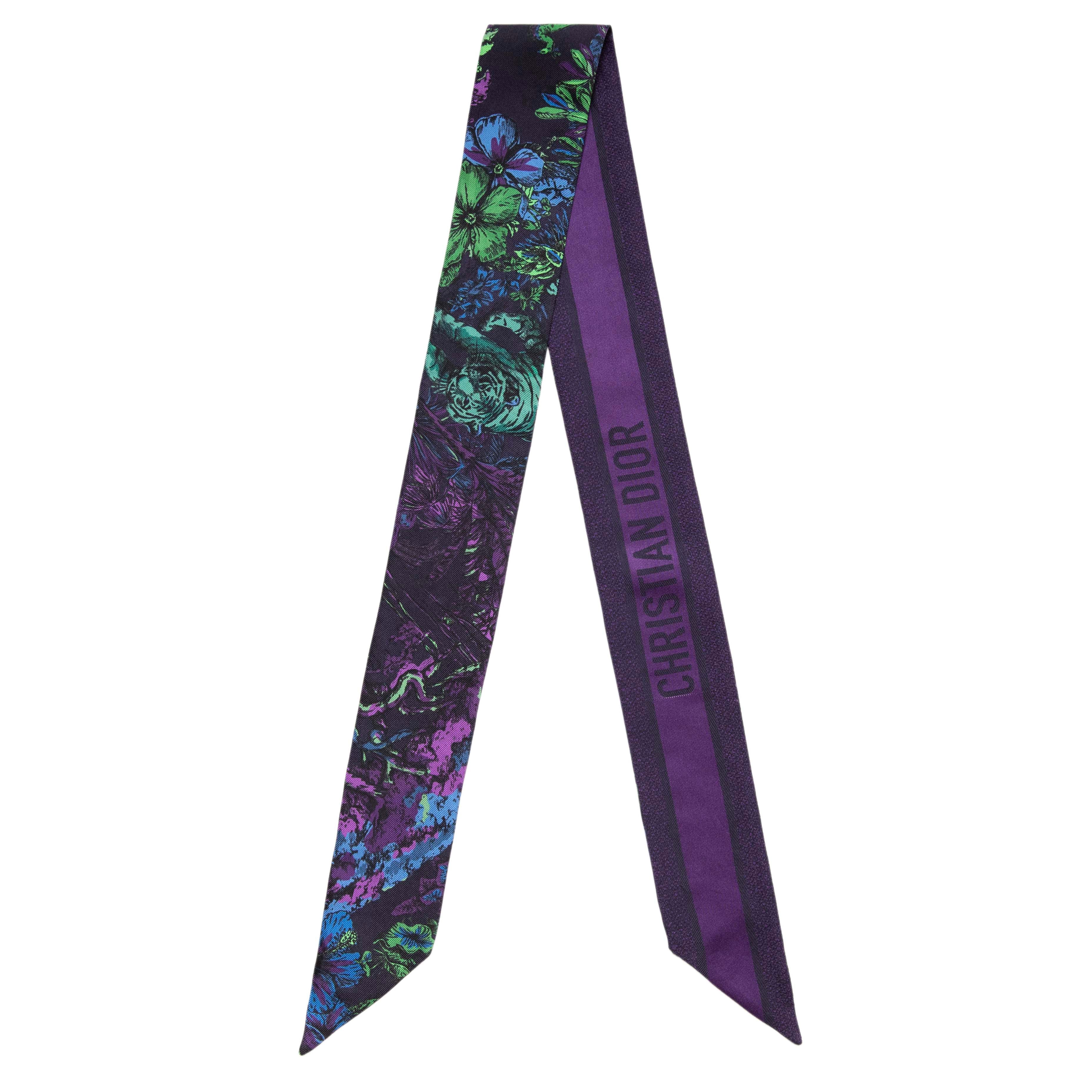 Christian Dior 紫色 ストールペイズリー Christian Dior Silk Toile De Jouy Voyage Mitzah Scarf – Modaselle